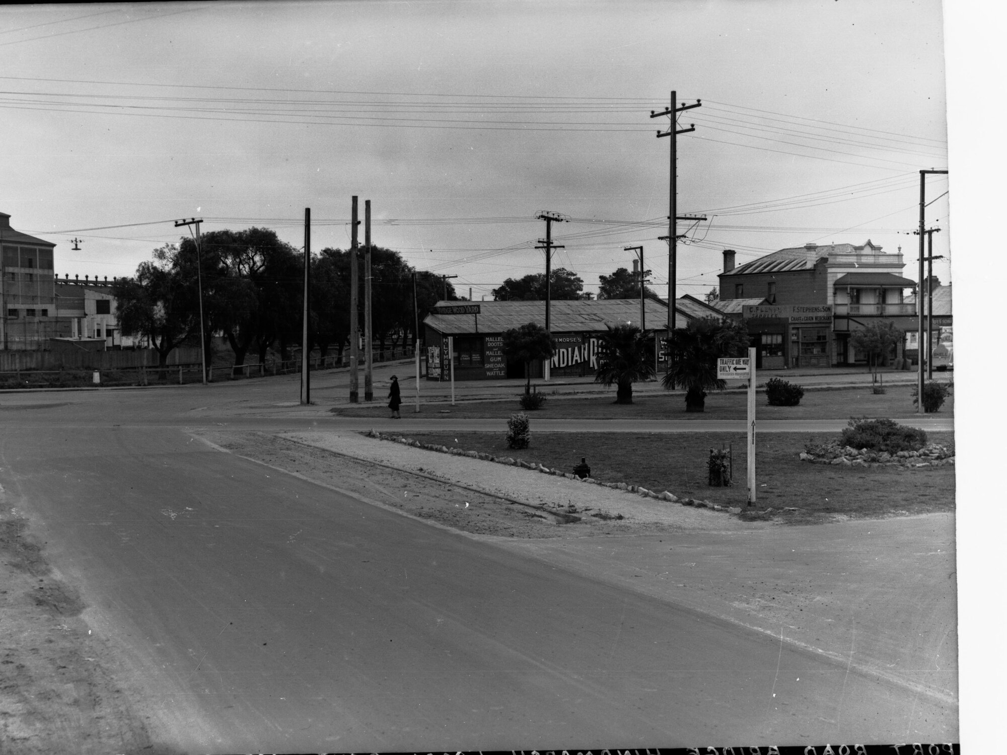 Port Road bridge at Hindmarsh