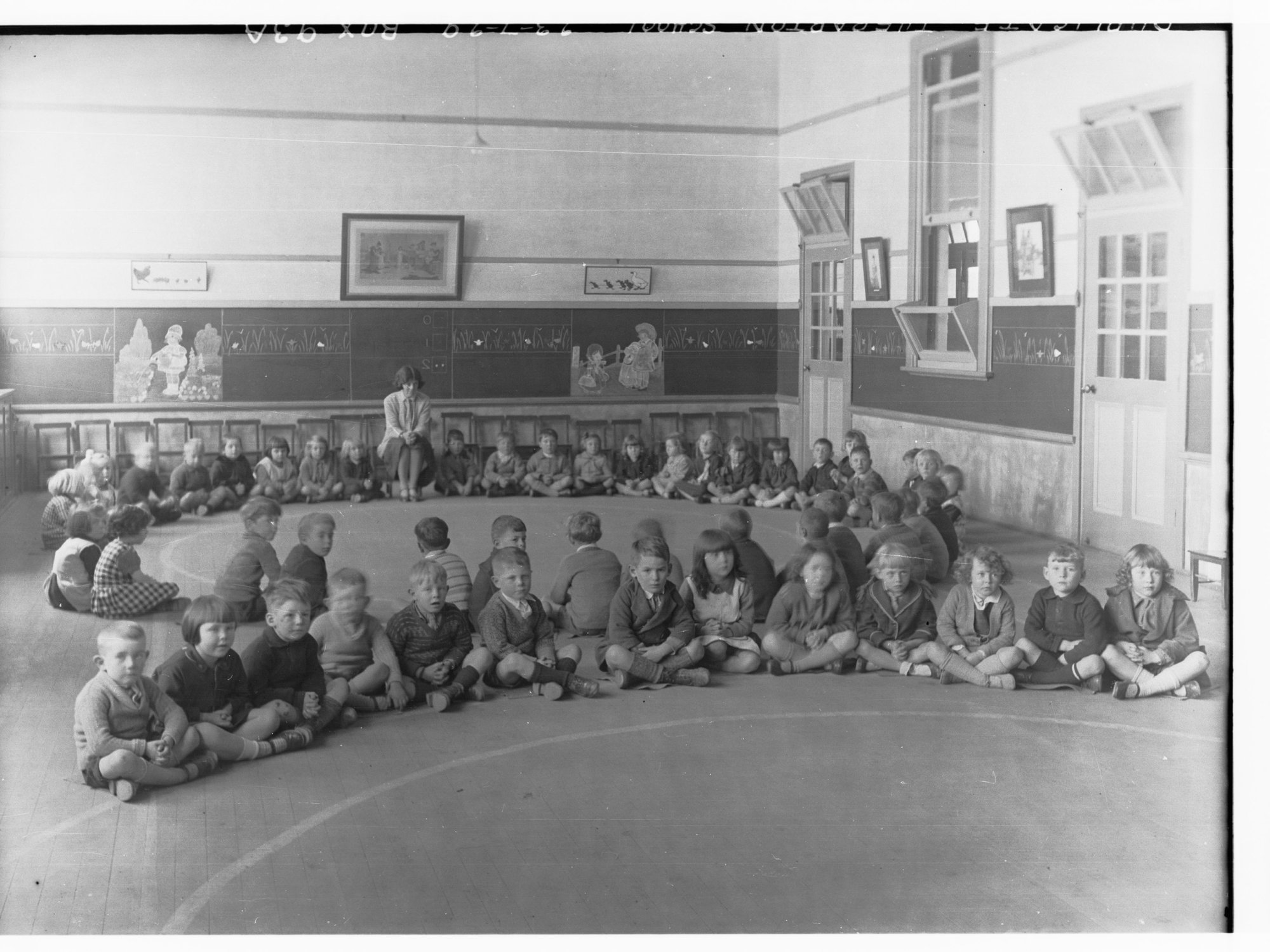 Children sitting in a circle at Thebarton Primary School