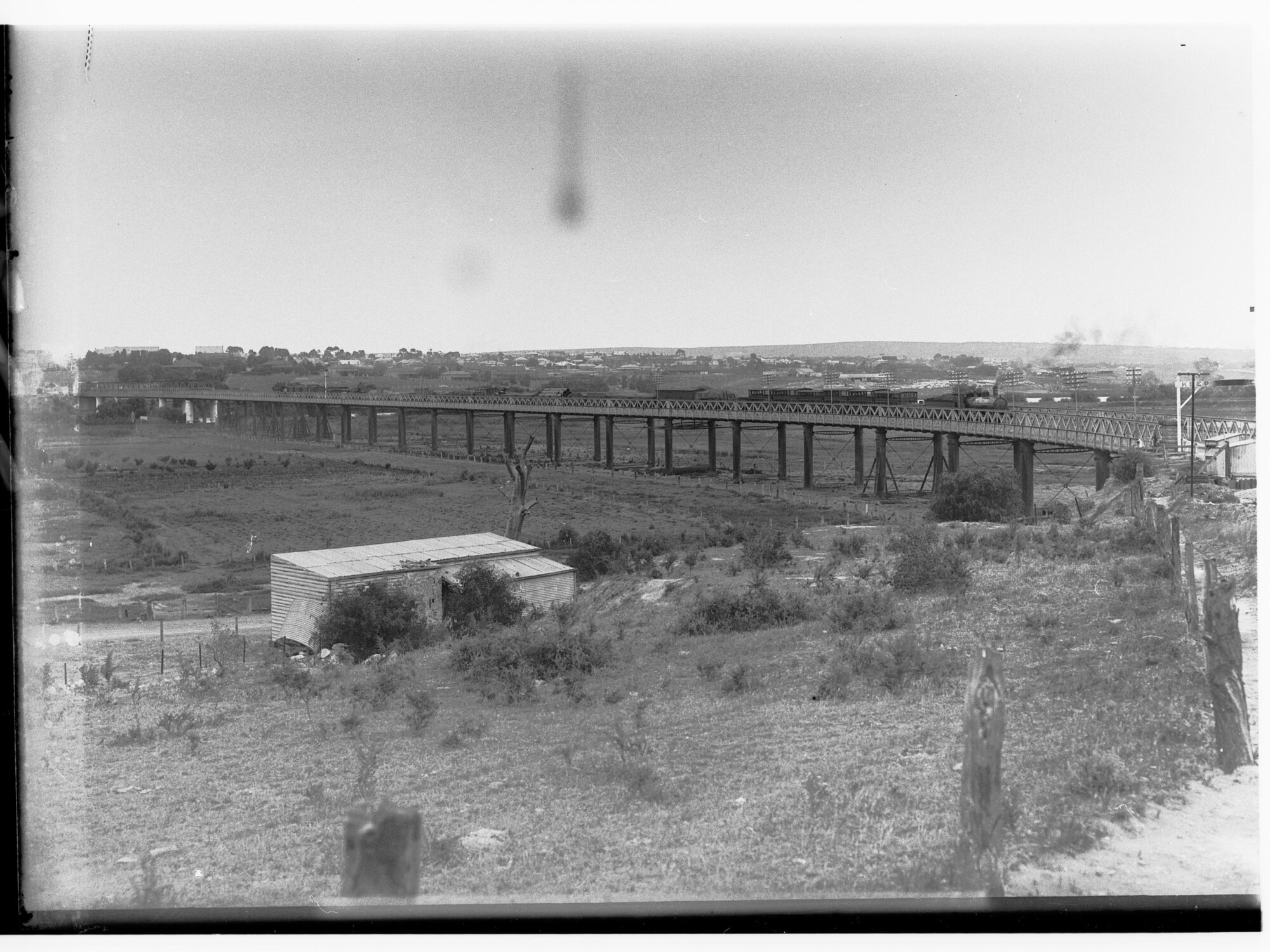 The first bridge at Murray Bridge