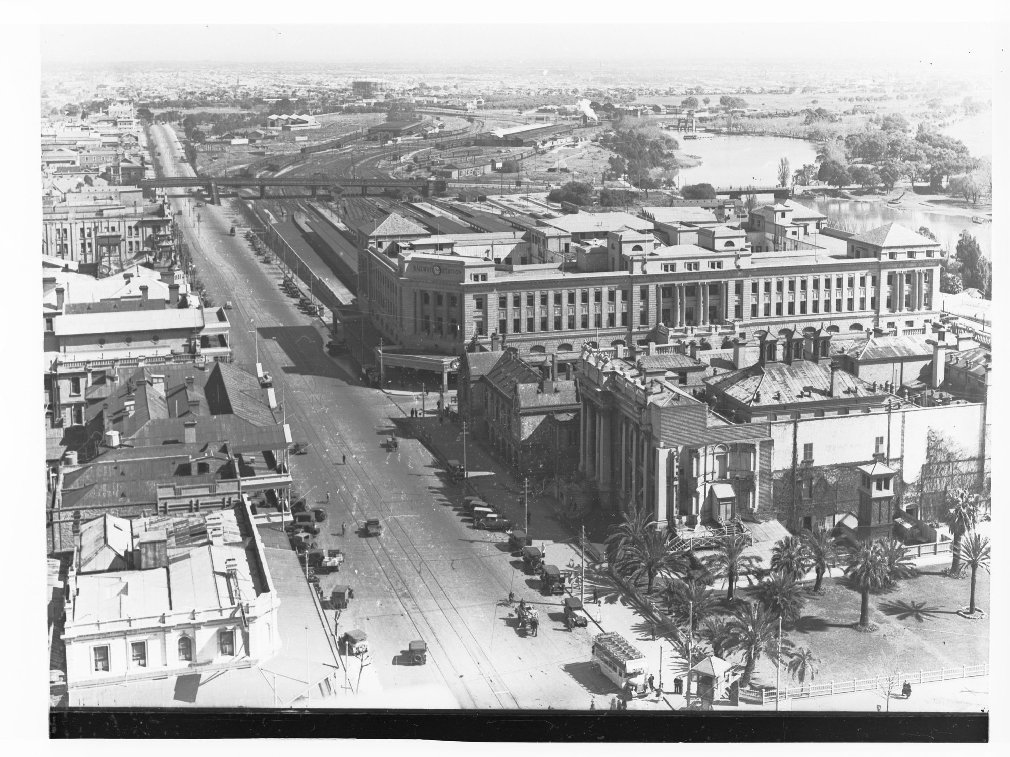 North Terrace 