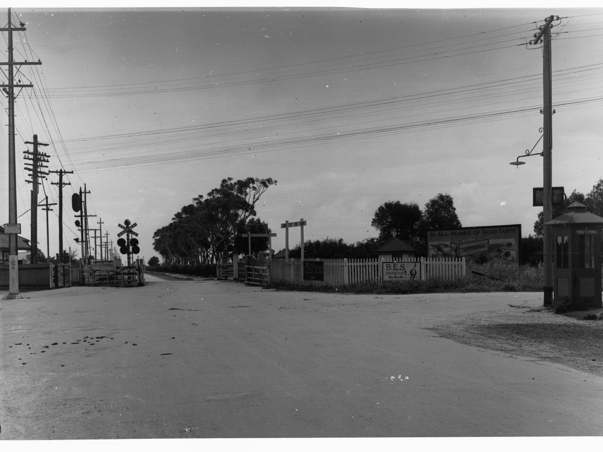 Cheltenham railway crossing