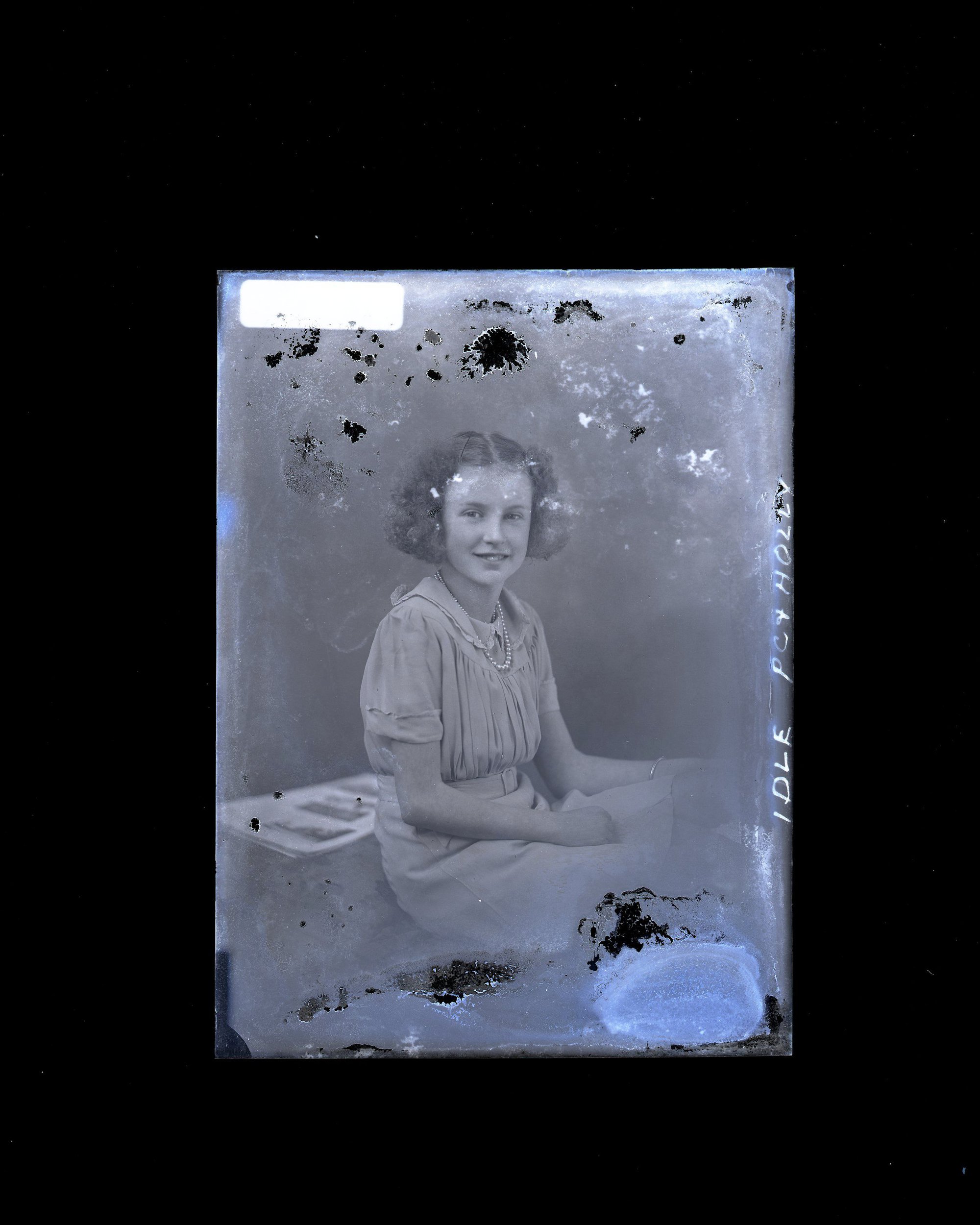 Young Woman - Idle