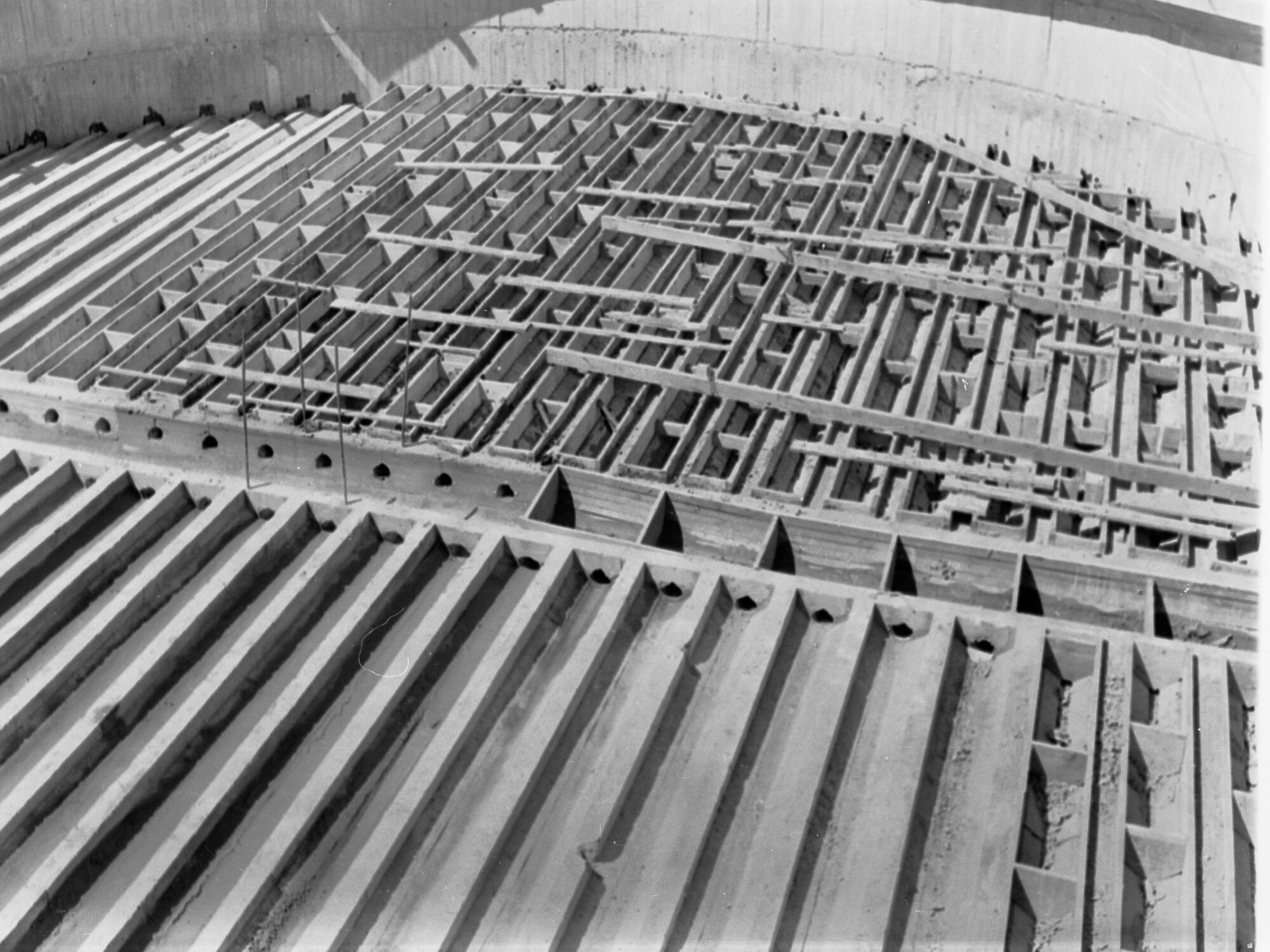 Sewers department treatment works, Woodside