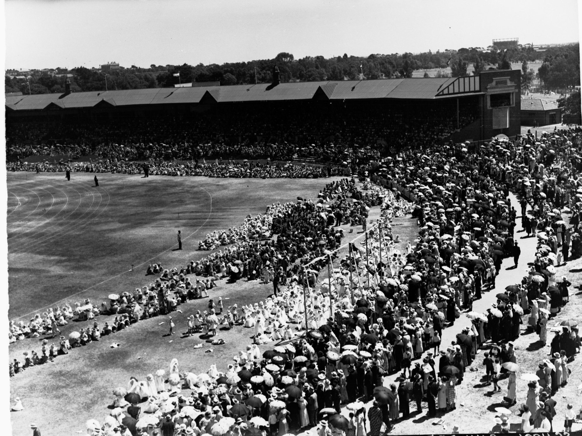School children's pageant - Adelaide Oval for state centenary
