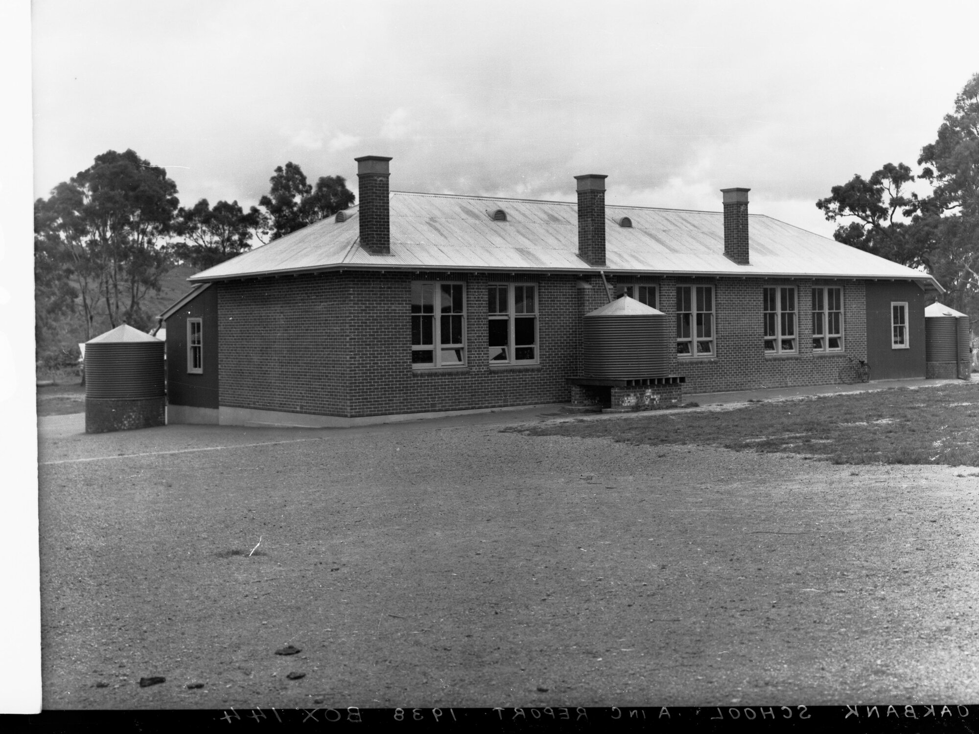 Oakbank School