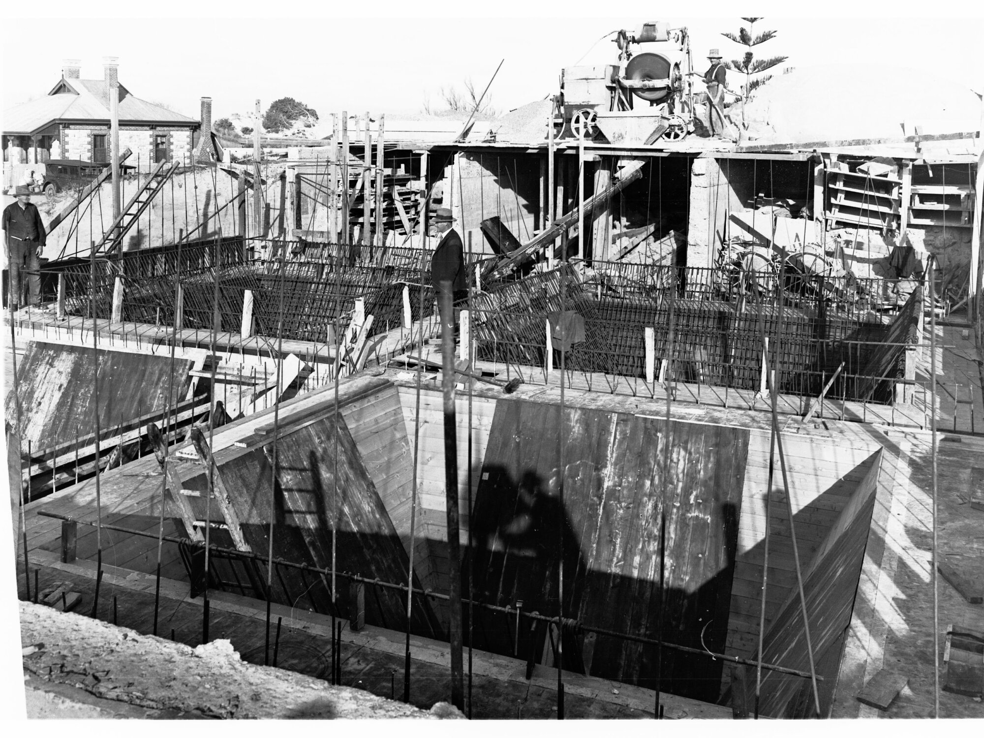 Glenelg Sewerage Man Working Machine