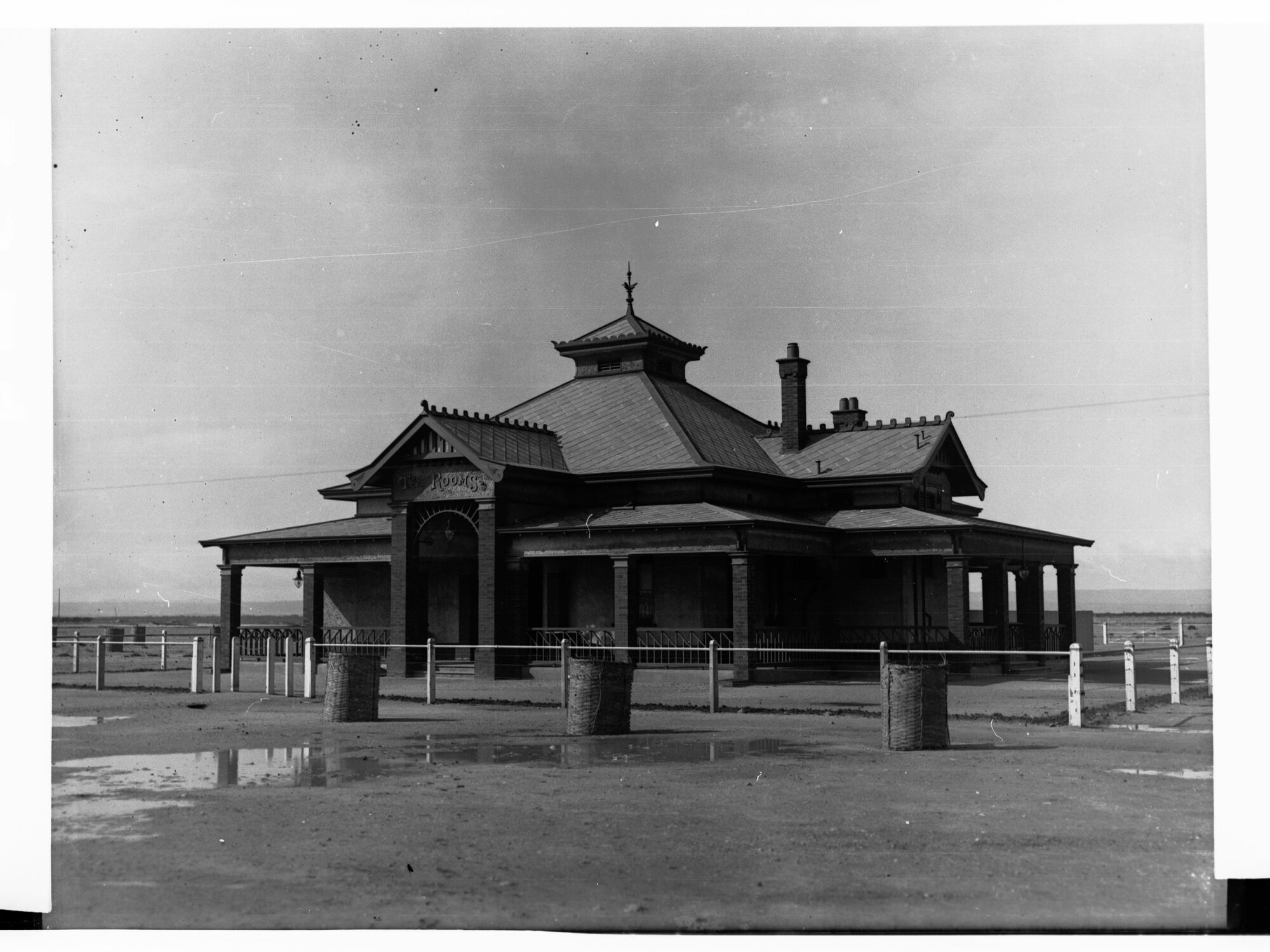 Outer Harbour Tea Rooms Exterior