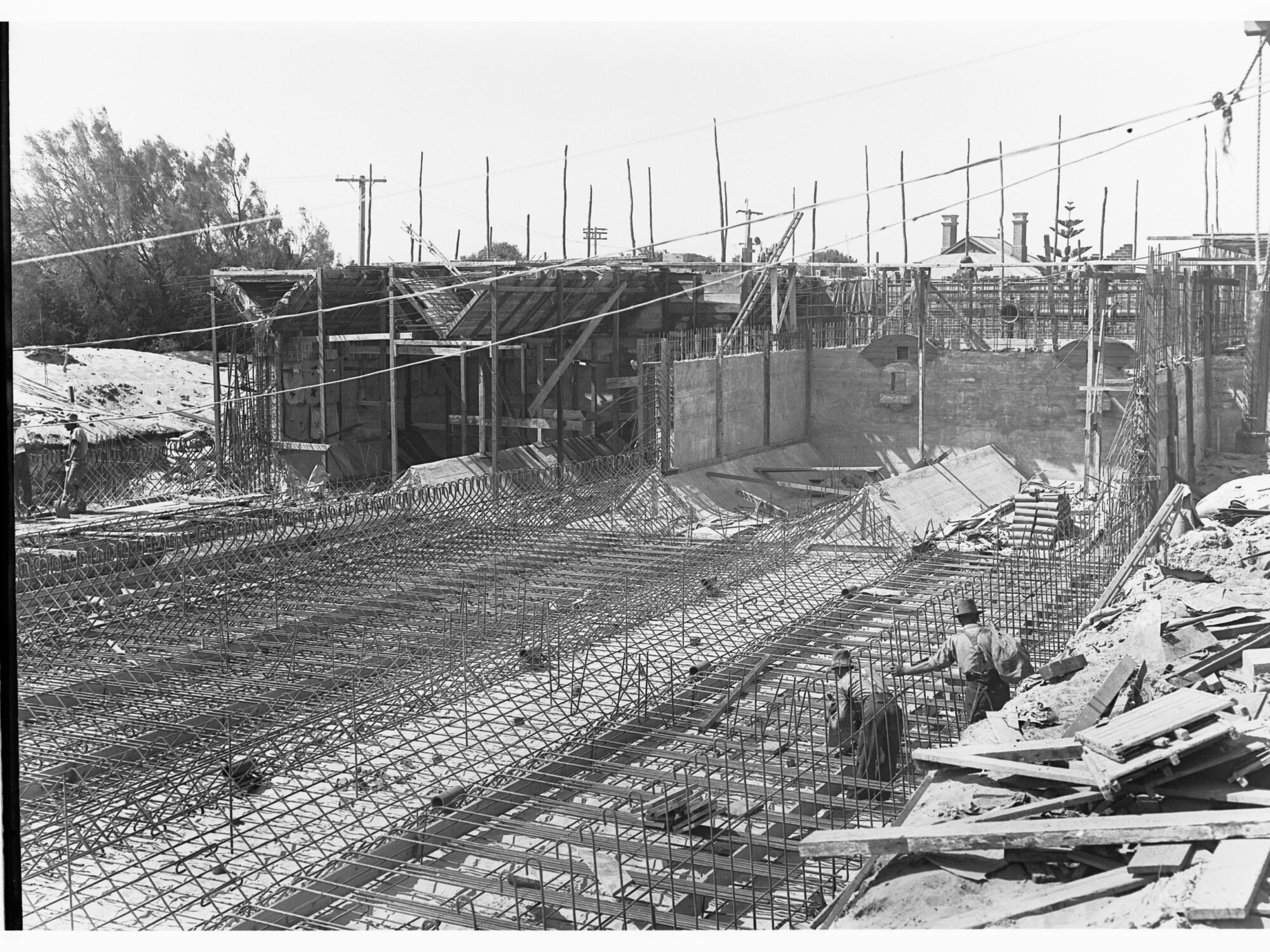 Glenelg Sewers - Men Working