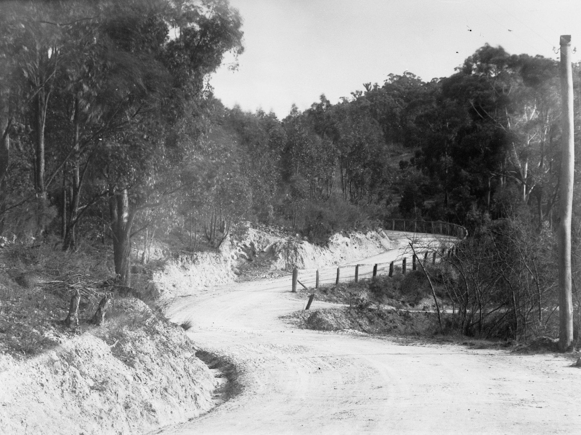 Montacute Road, west of Montacute