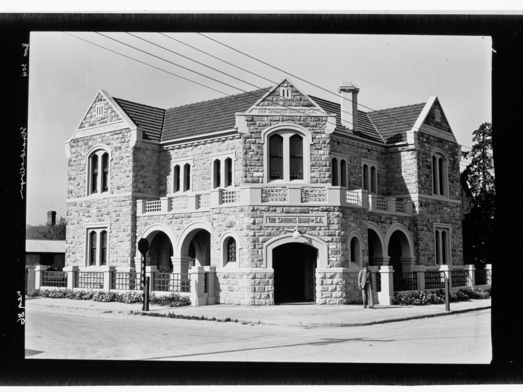 Strathalbyn - The Savings Bank of SA