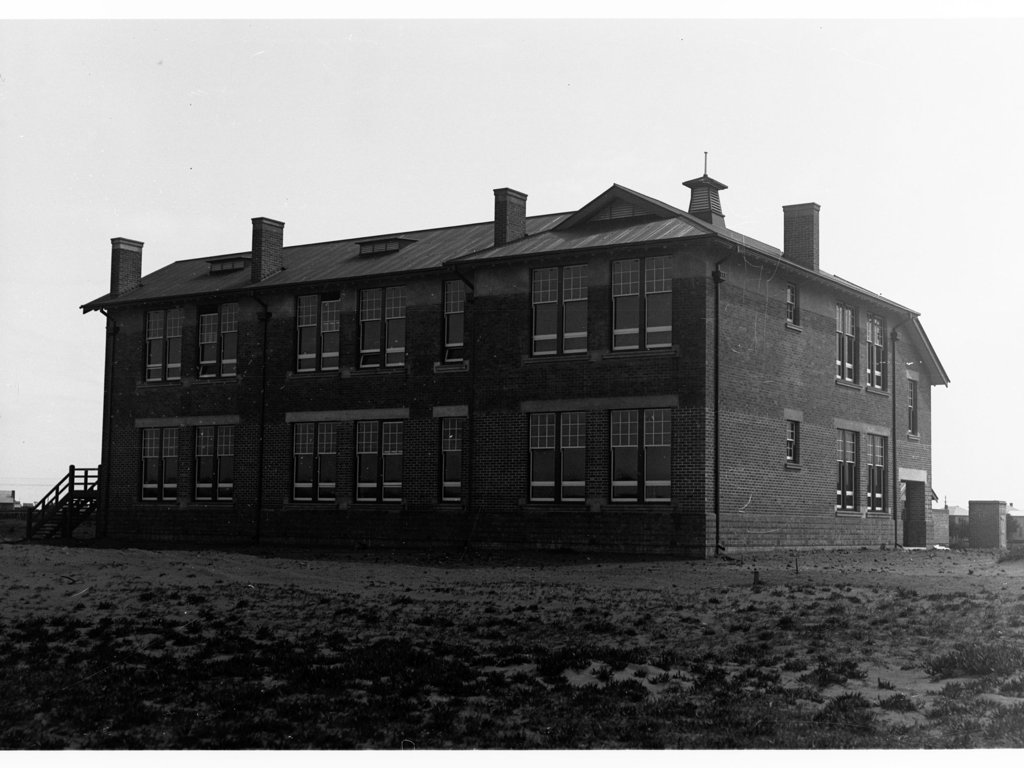 Unidentified School Building