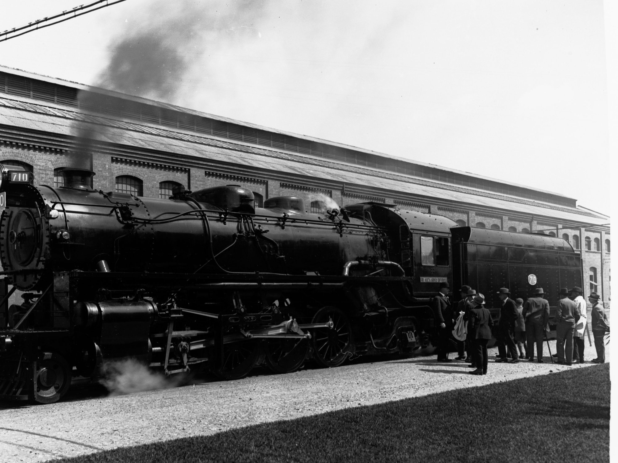 New Mikado Engine With Governor and Premier Getting In It