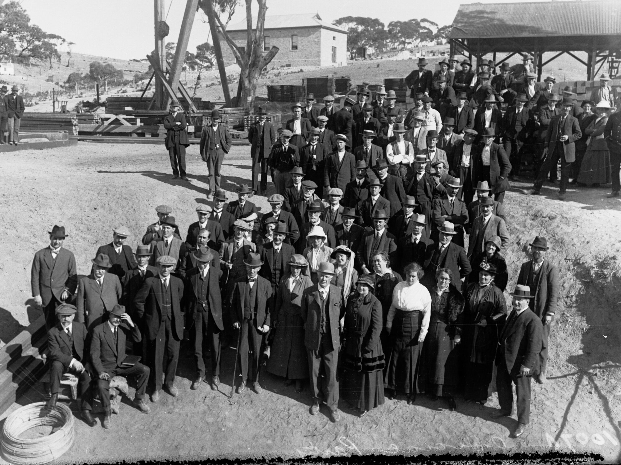 Official party at Blanchetown