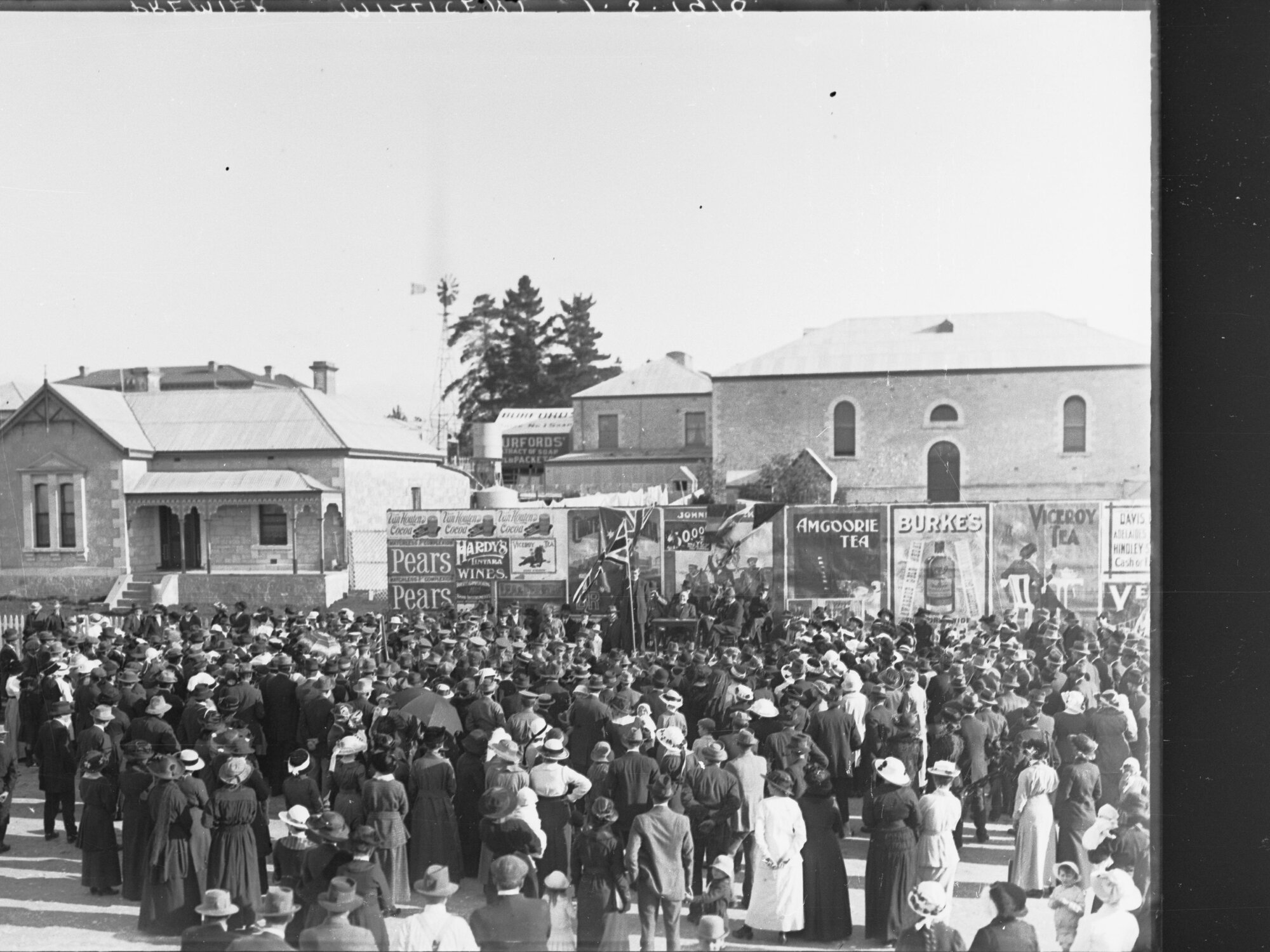 Recruiting Tour of the South East in Millicent for World War I