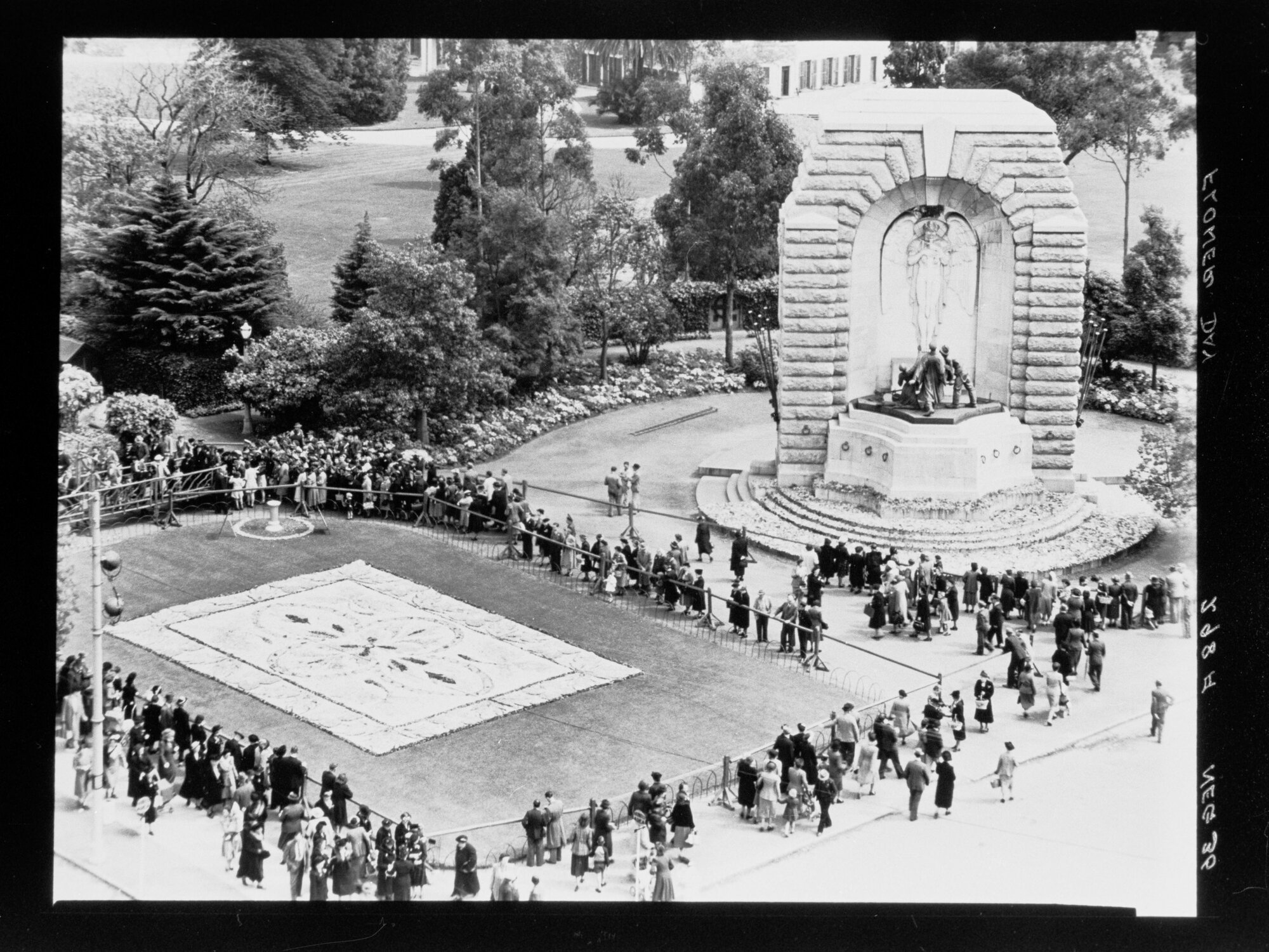 Flower Day - War Memorial on North Terrace