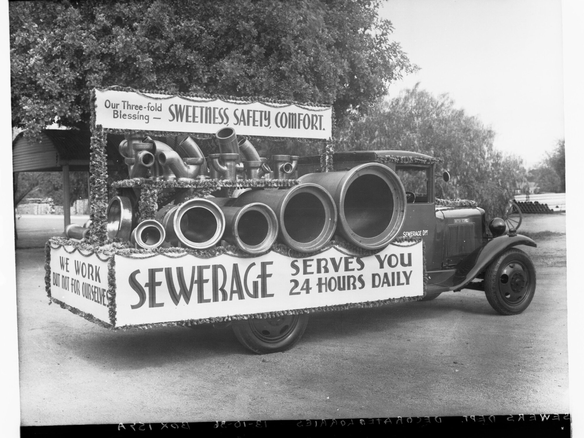 Sewer Department Decorated Lorries for State Centenary
