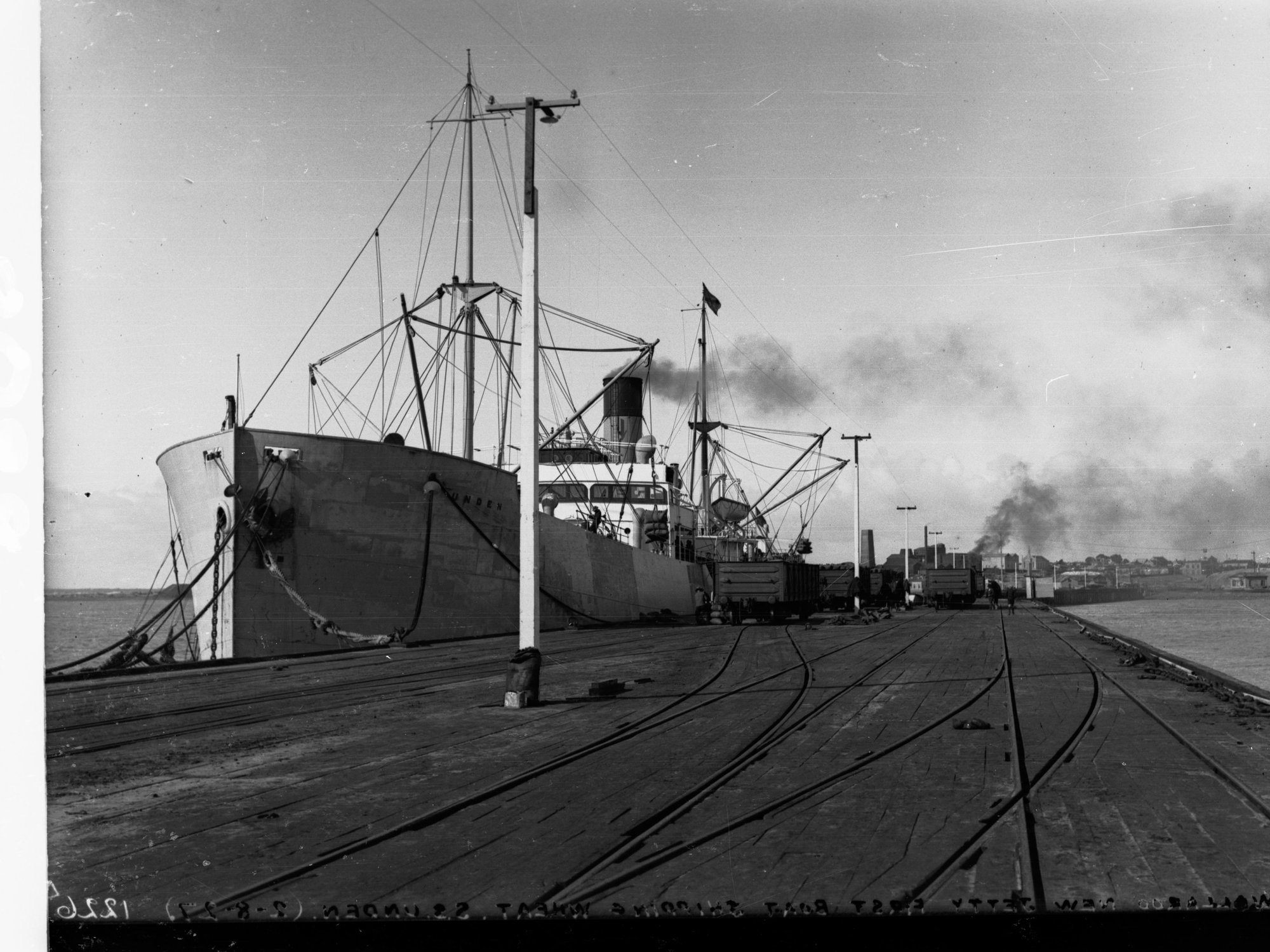 Wallaroo Jetty Ship SS Unden Shipping Wheat