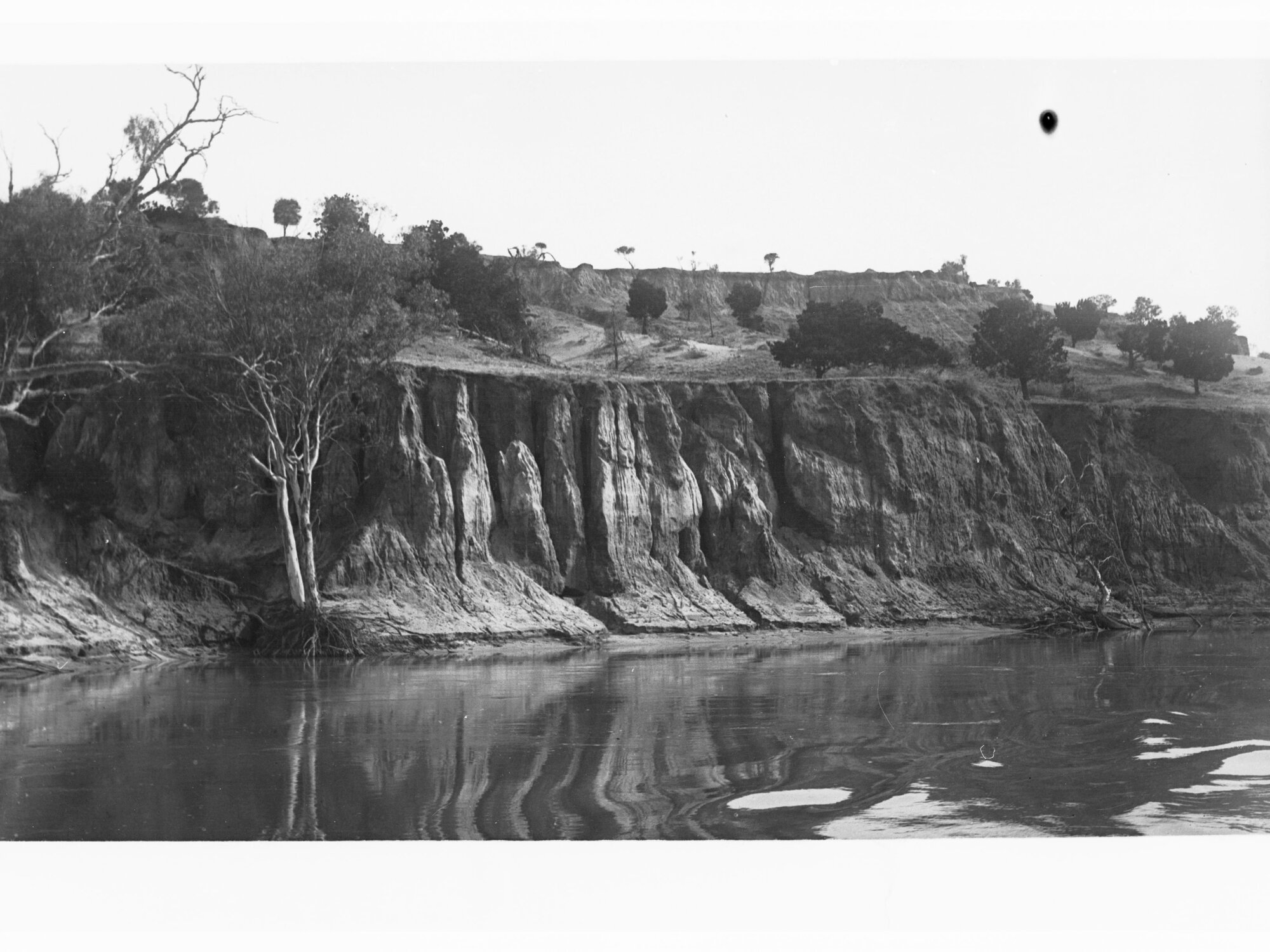 Cliffs on the River Murray - Parliamentary Tour of River Murray