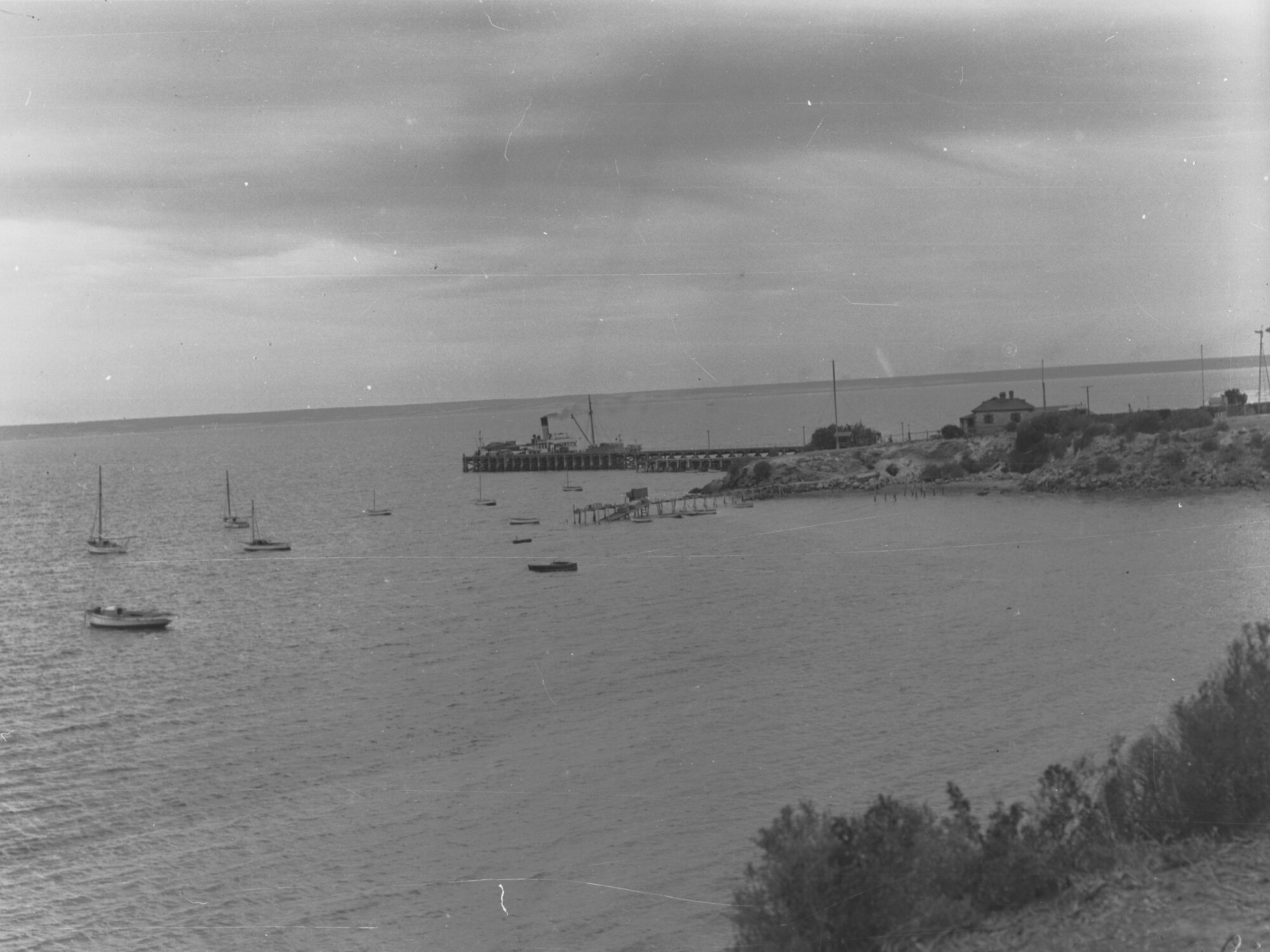 Kingscote Jetty, Kangaroo Island, sailing boats in the sea