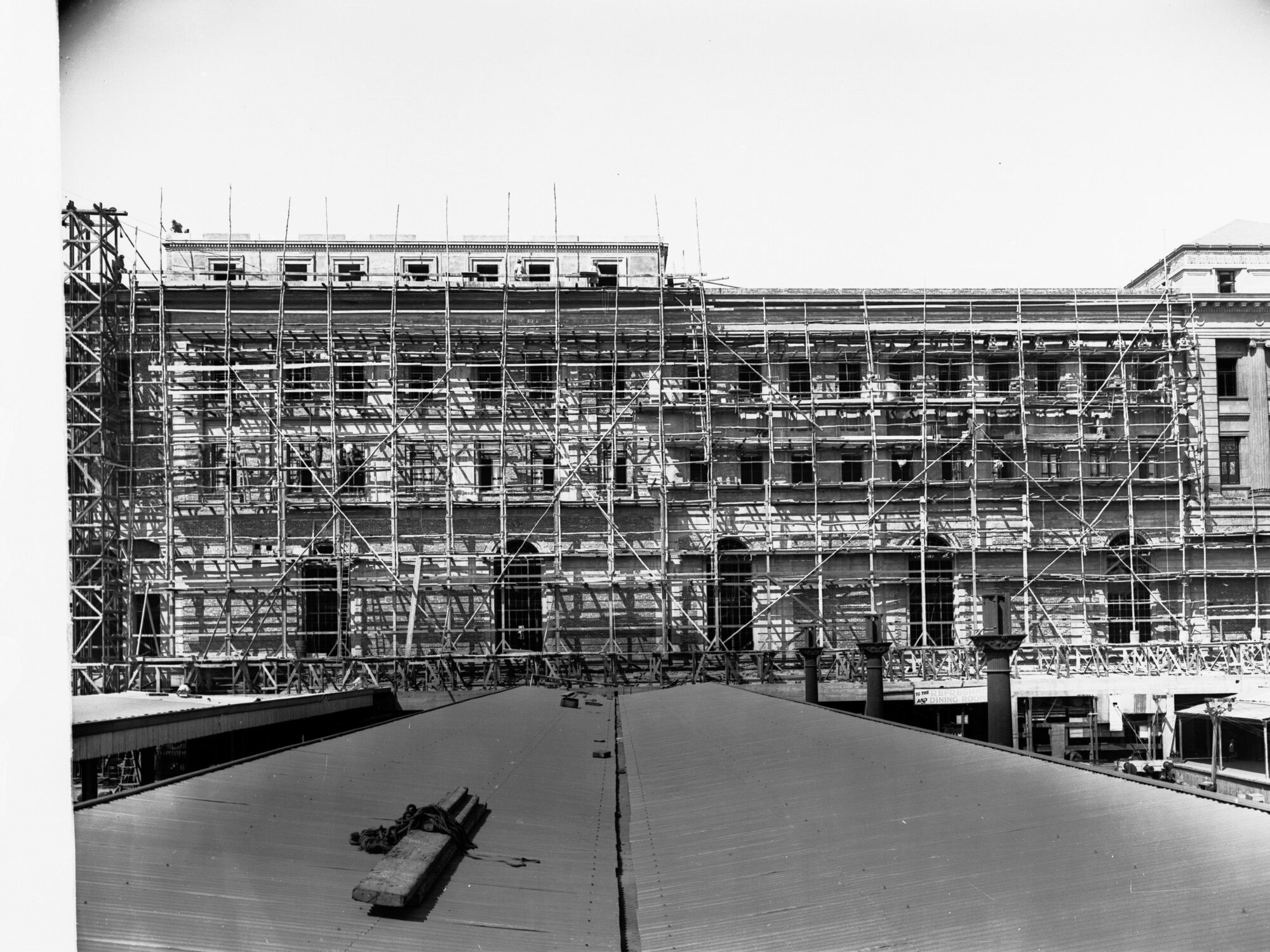 Construction of Adelaide Railway Station