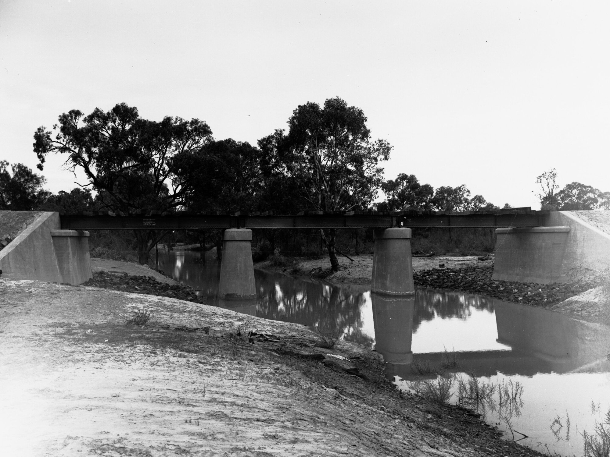 Flood Water Between Paringa and Renmark