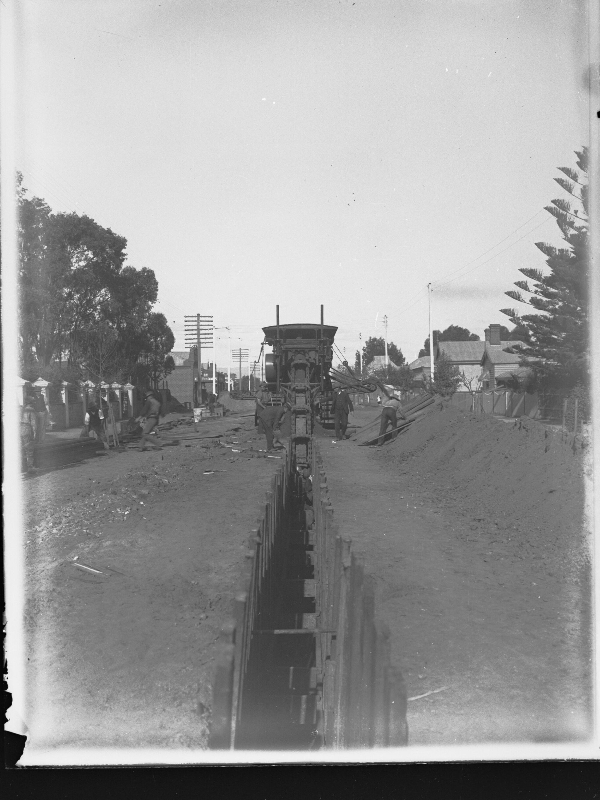 Excavator at work at Alberton and Cowandilla