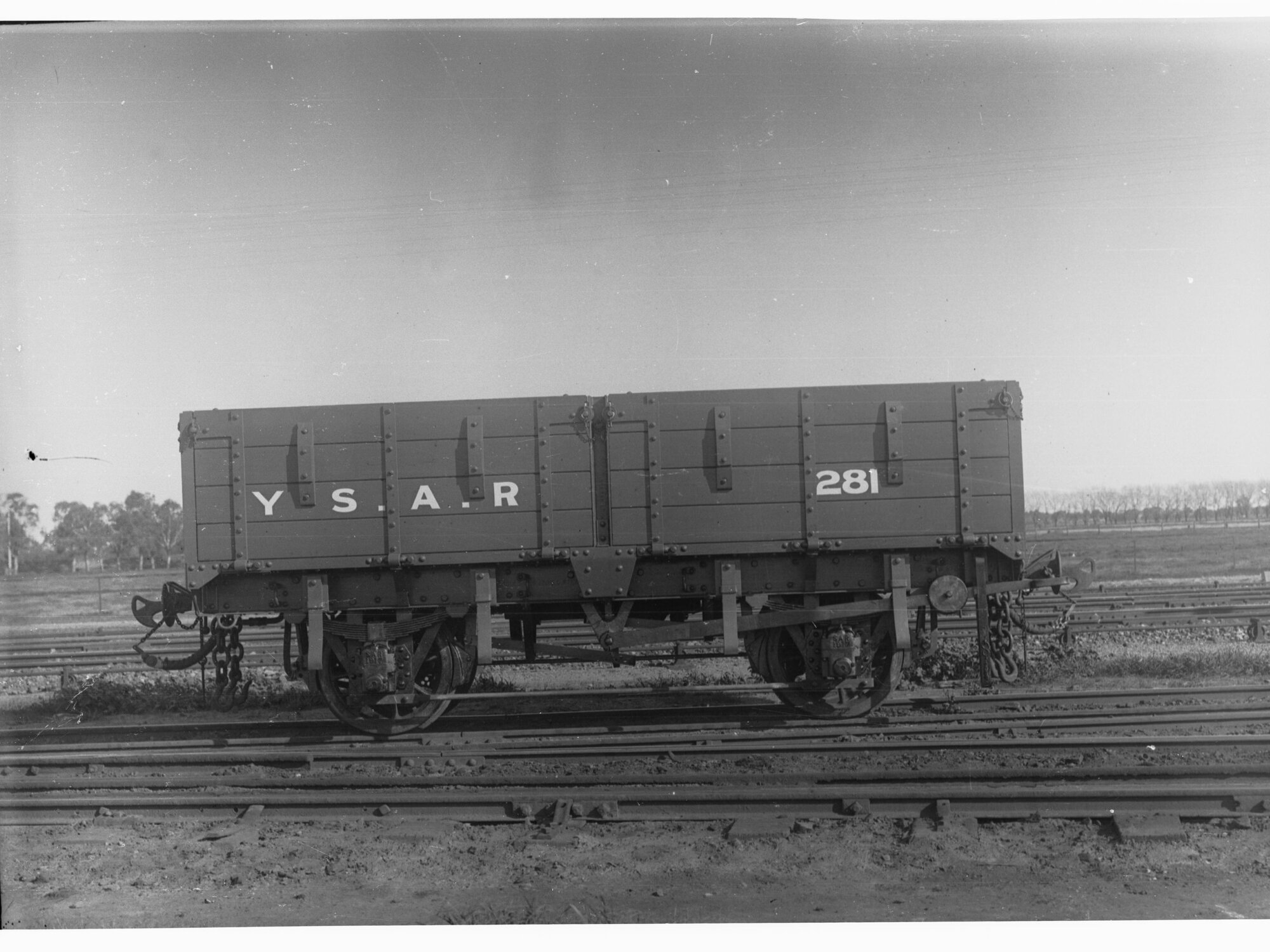 Railway truck
