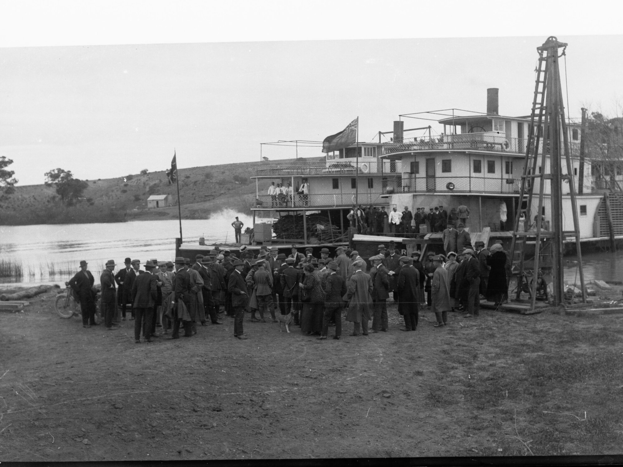 Paddlesteamers Marion and Ruby on River Murray, gathering of people on river bank