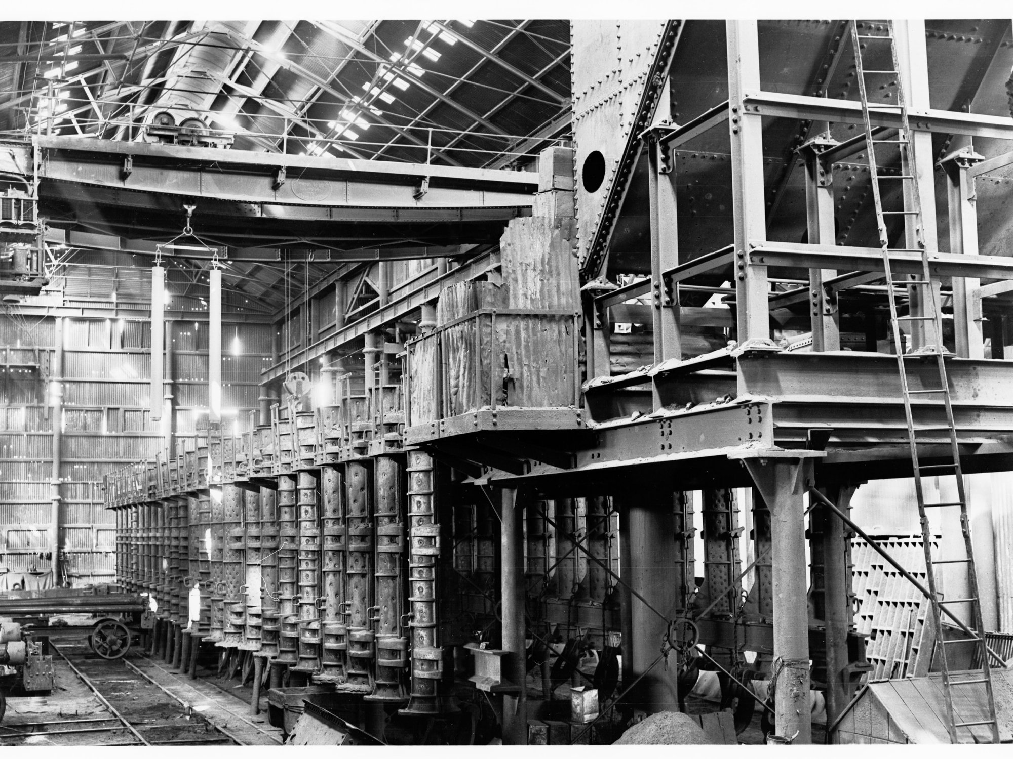 Glanville Pipe Works, Interior of Factory