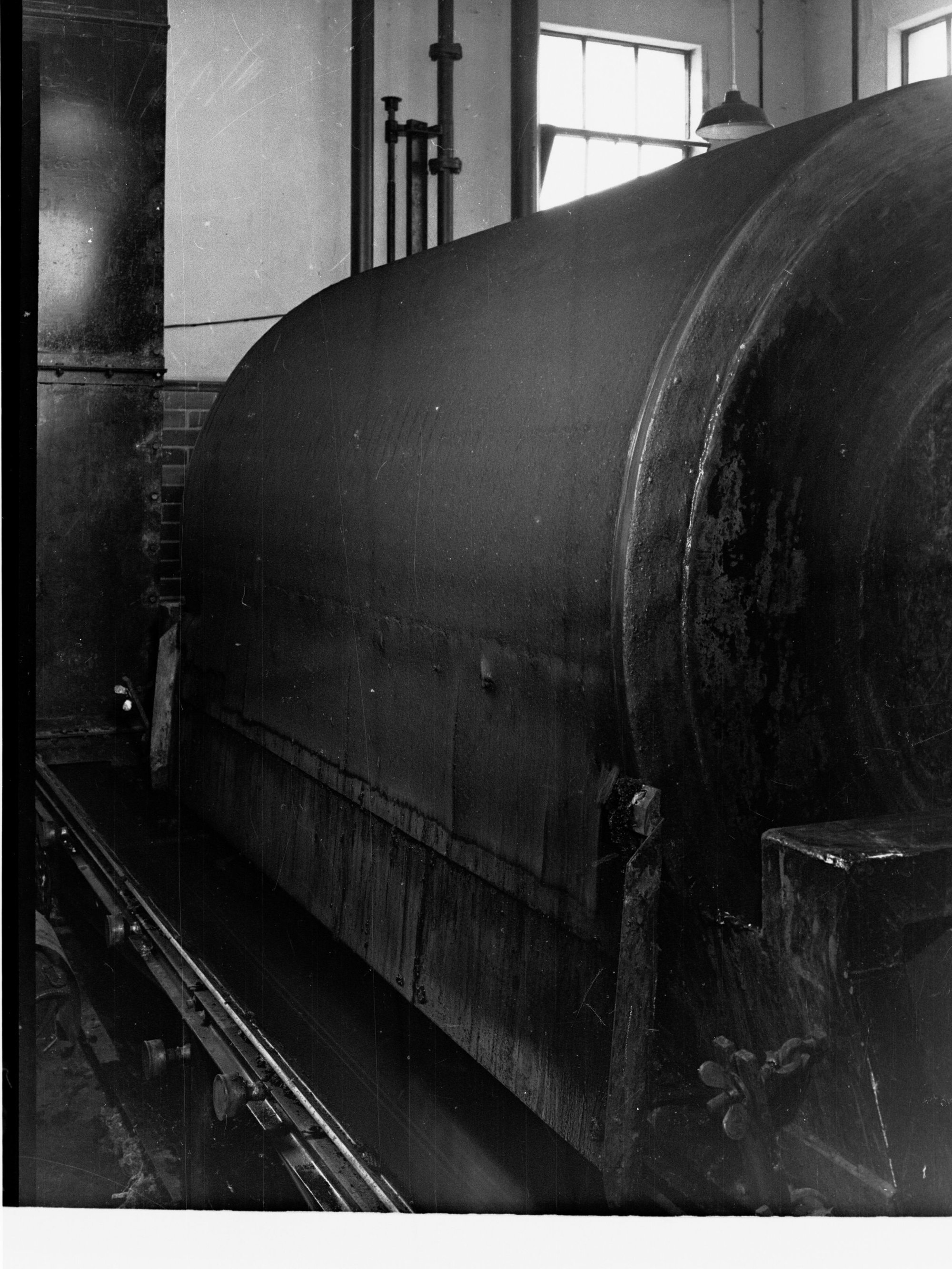 Engineering and water supply pumping machine - Glenelg Sewerage Treatment Works