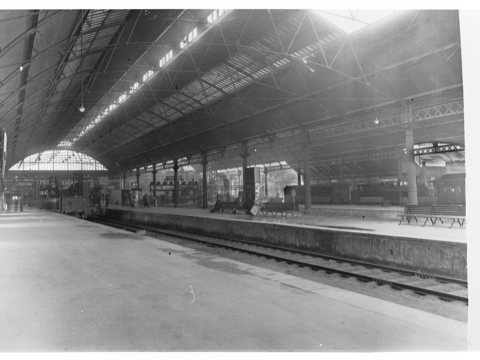 Adelaide Railway Station Platforms