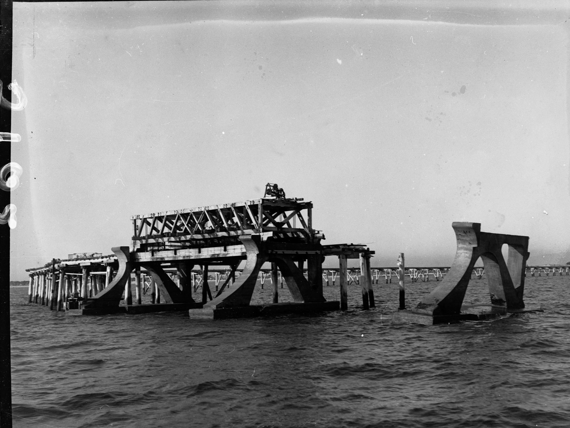 View showing Glenelg breakwater