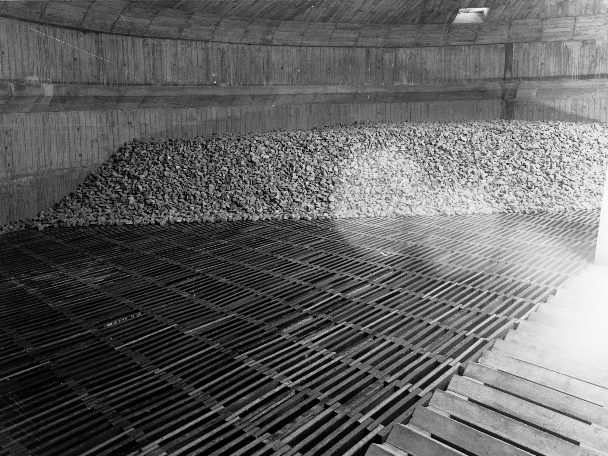 Sewers department treatment works, Woodside