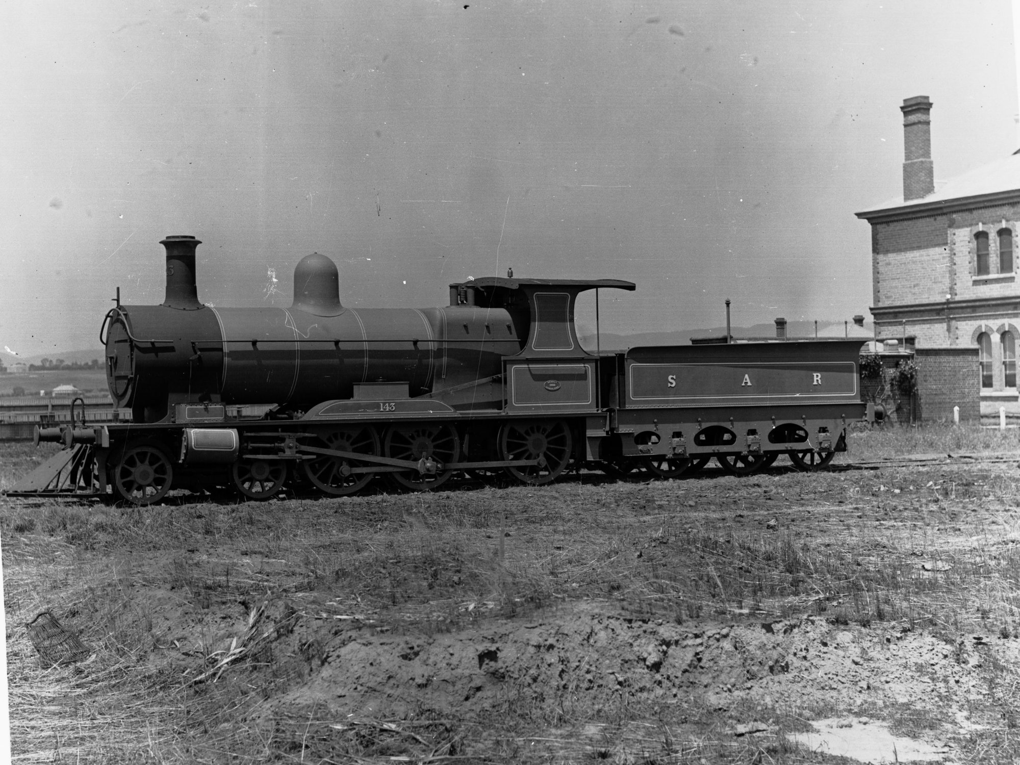 R Class Locomotive Engine