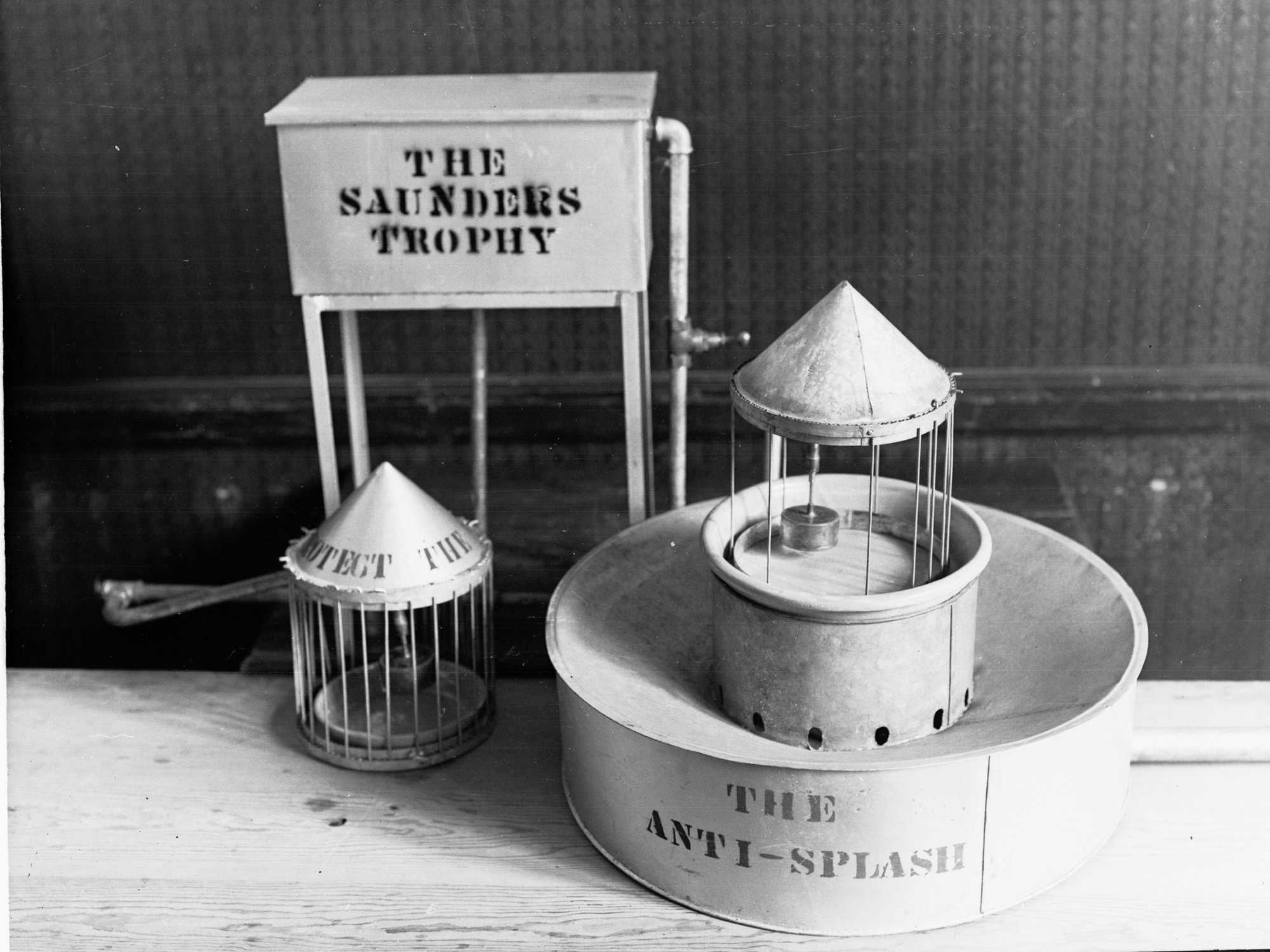 Agriculture Department Egg Laying Trophies - The Saunders Trophy