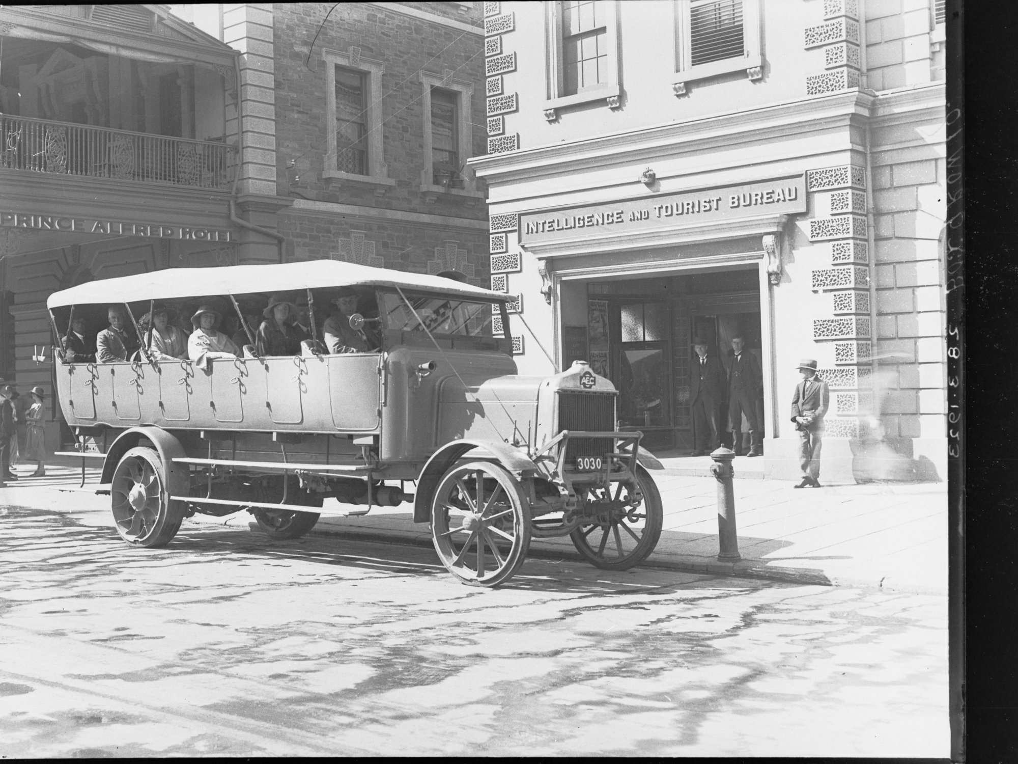 Charabanc outside the Intelligence and Tourist Bureau