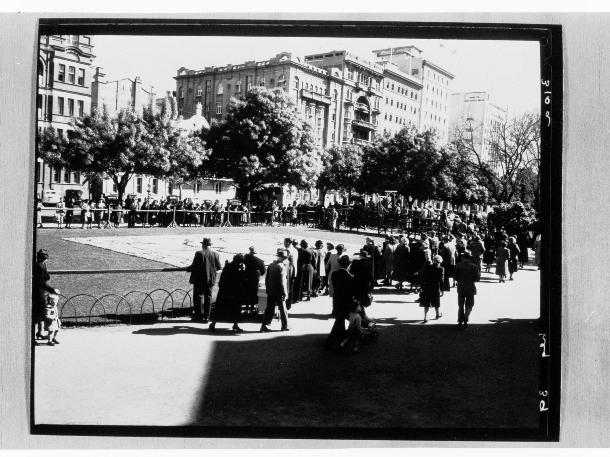 National Flower Day Festival held in Adelaide on the 21st September 1949
