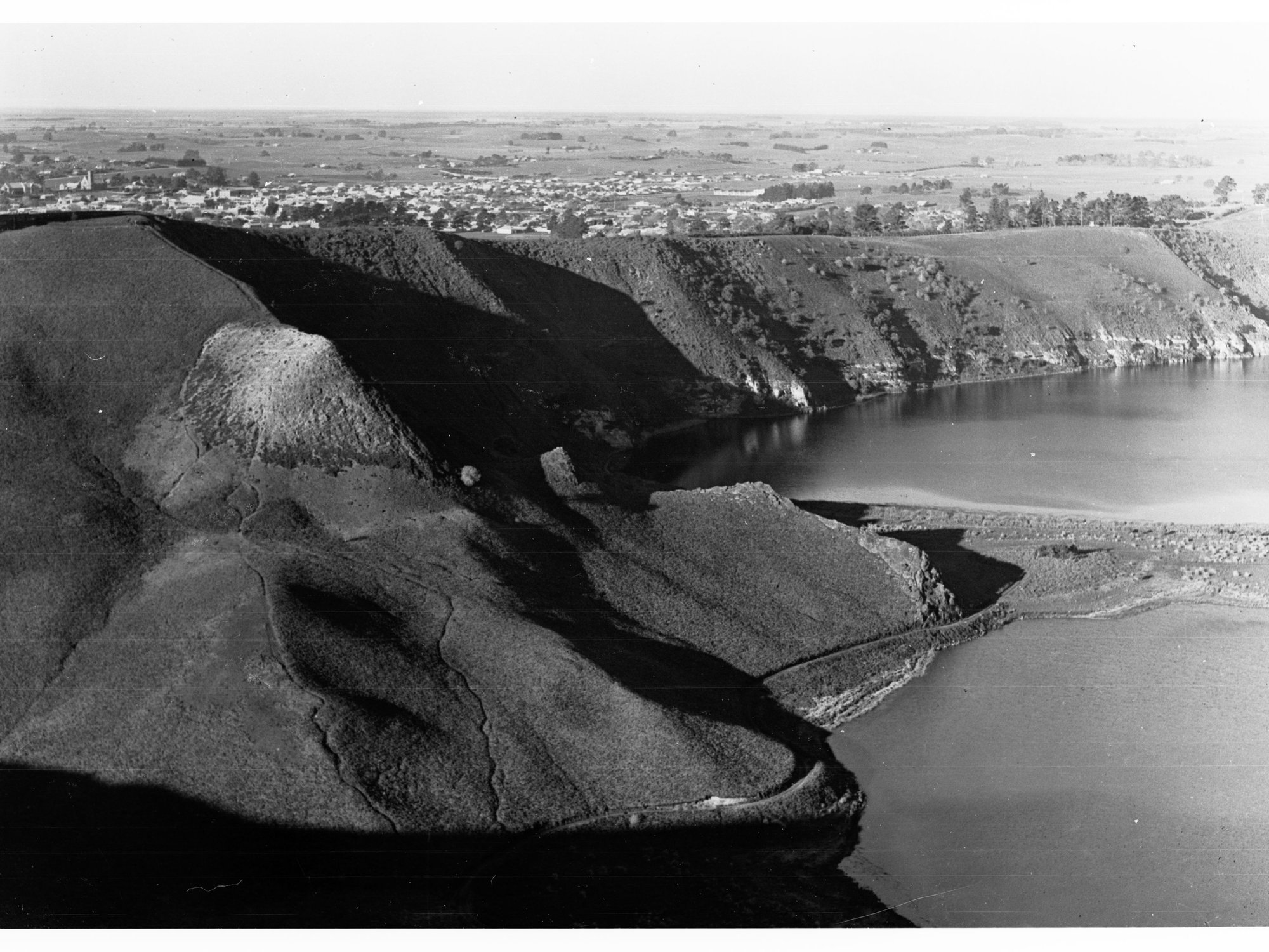 Browne and Valley Lakes 