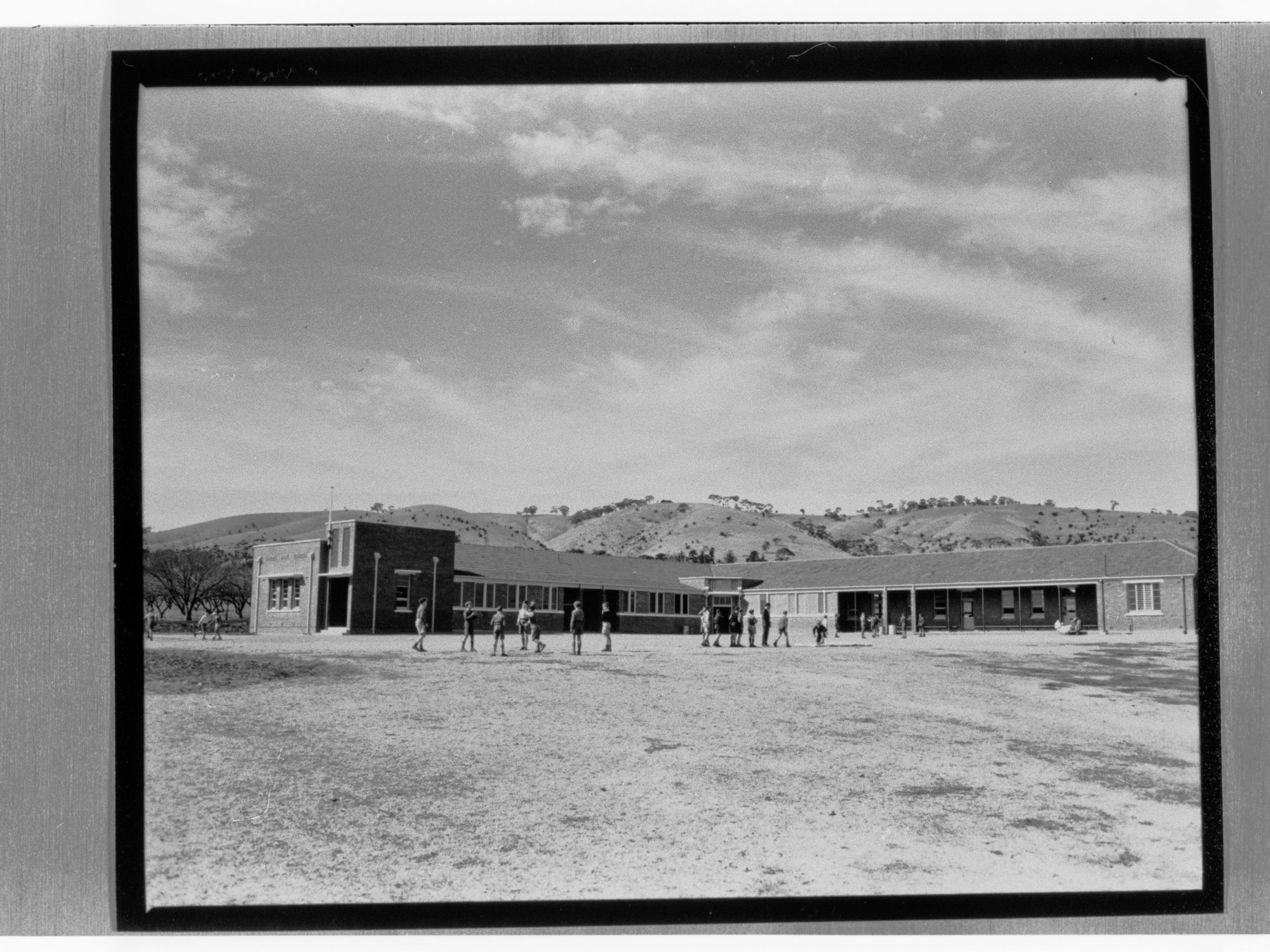 School - Linden Park