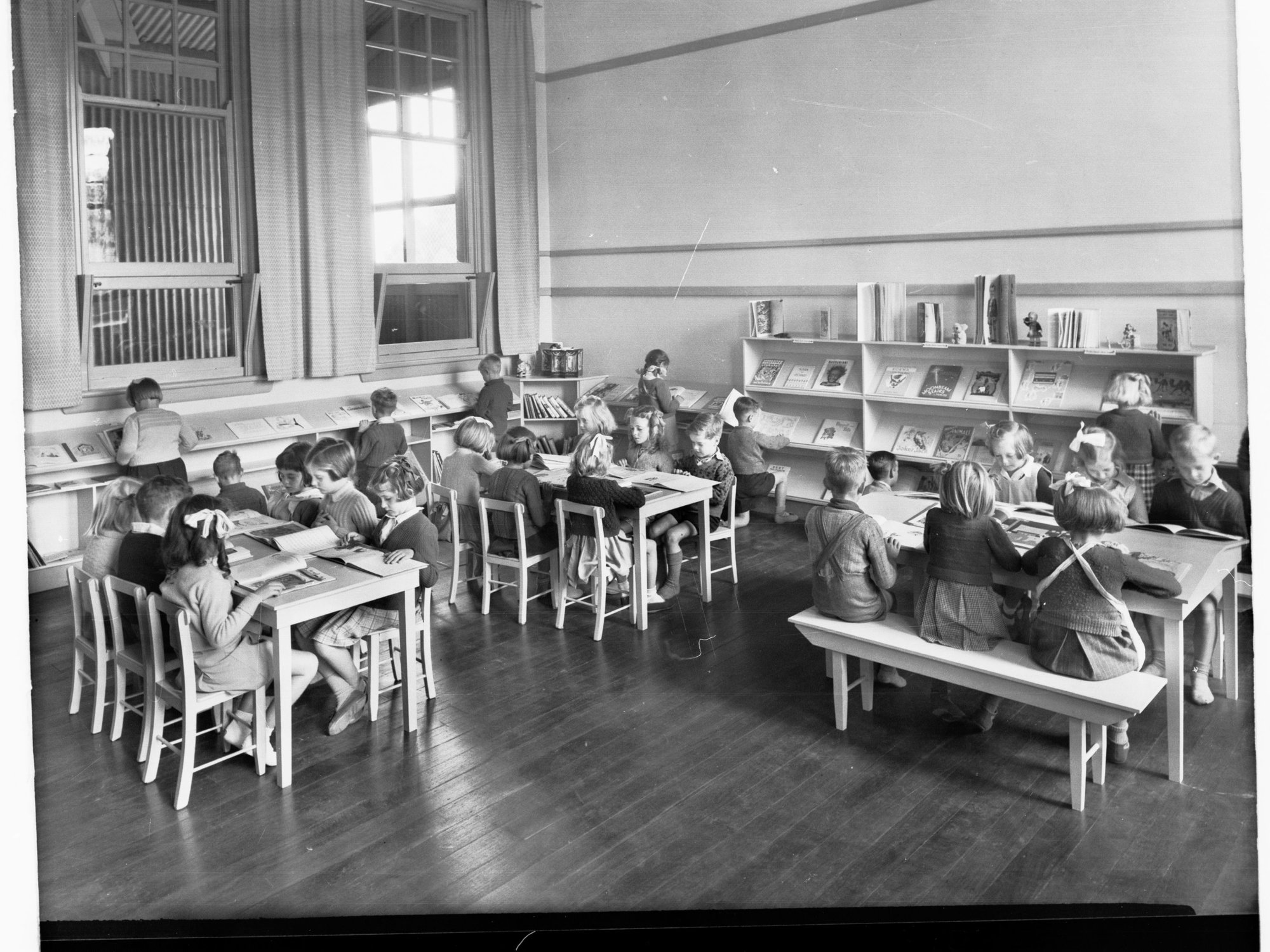 Colonel Light Gardens Infant School Library Children Reading