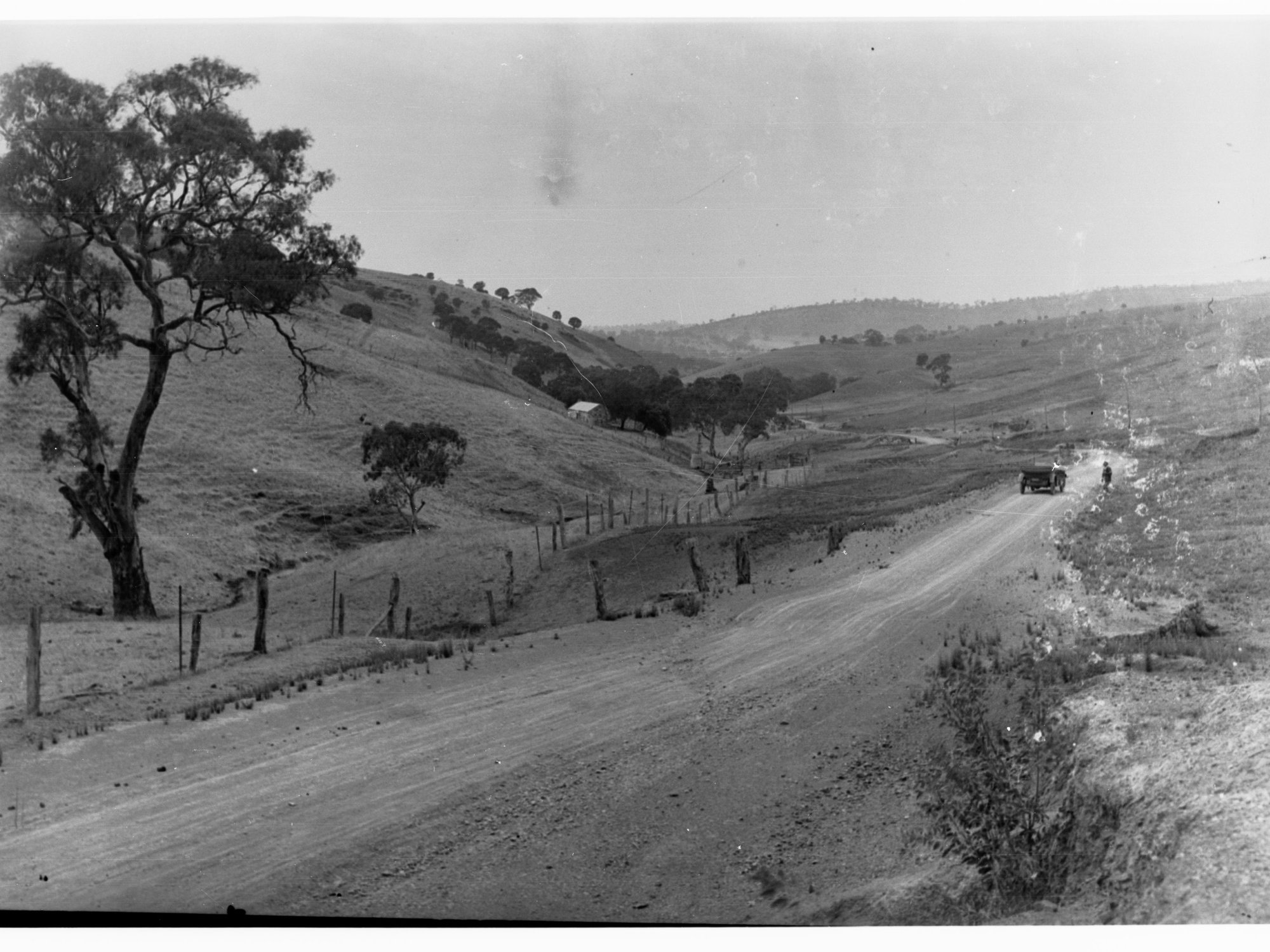 Automobile on Horrocks Pass