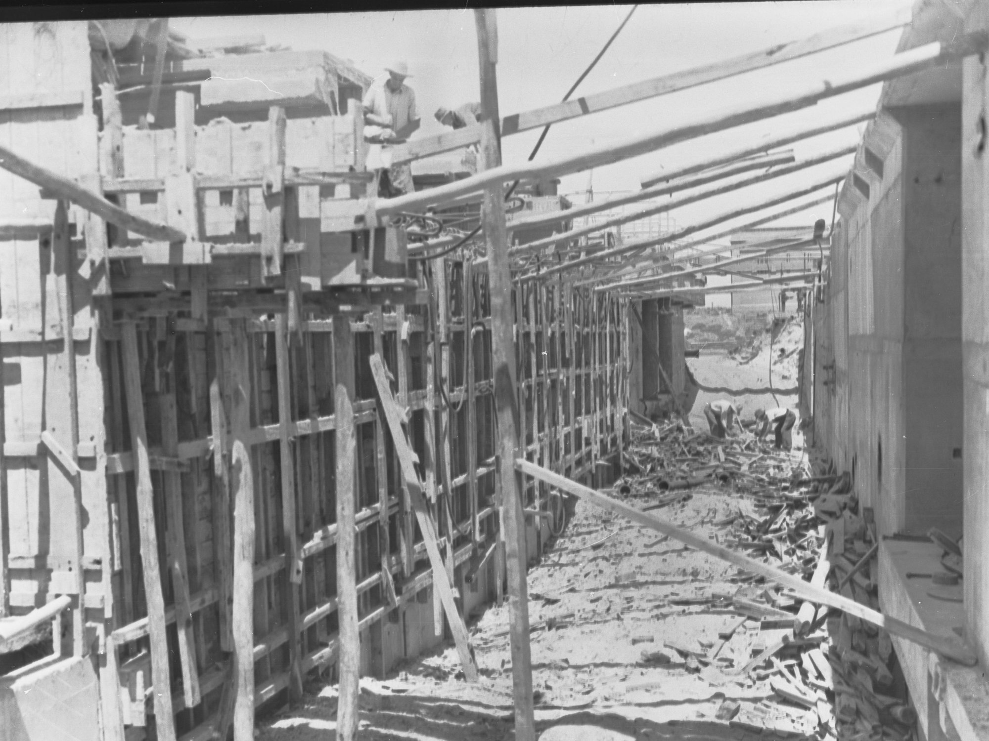 Sewers Department, Glenelg