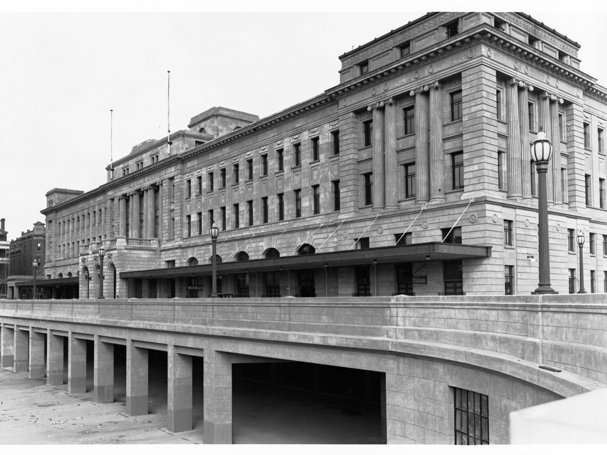 Adelaide Railway Station