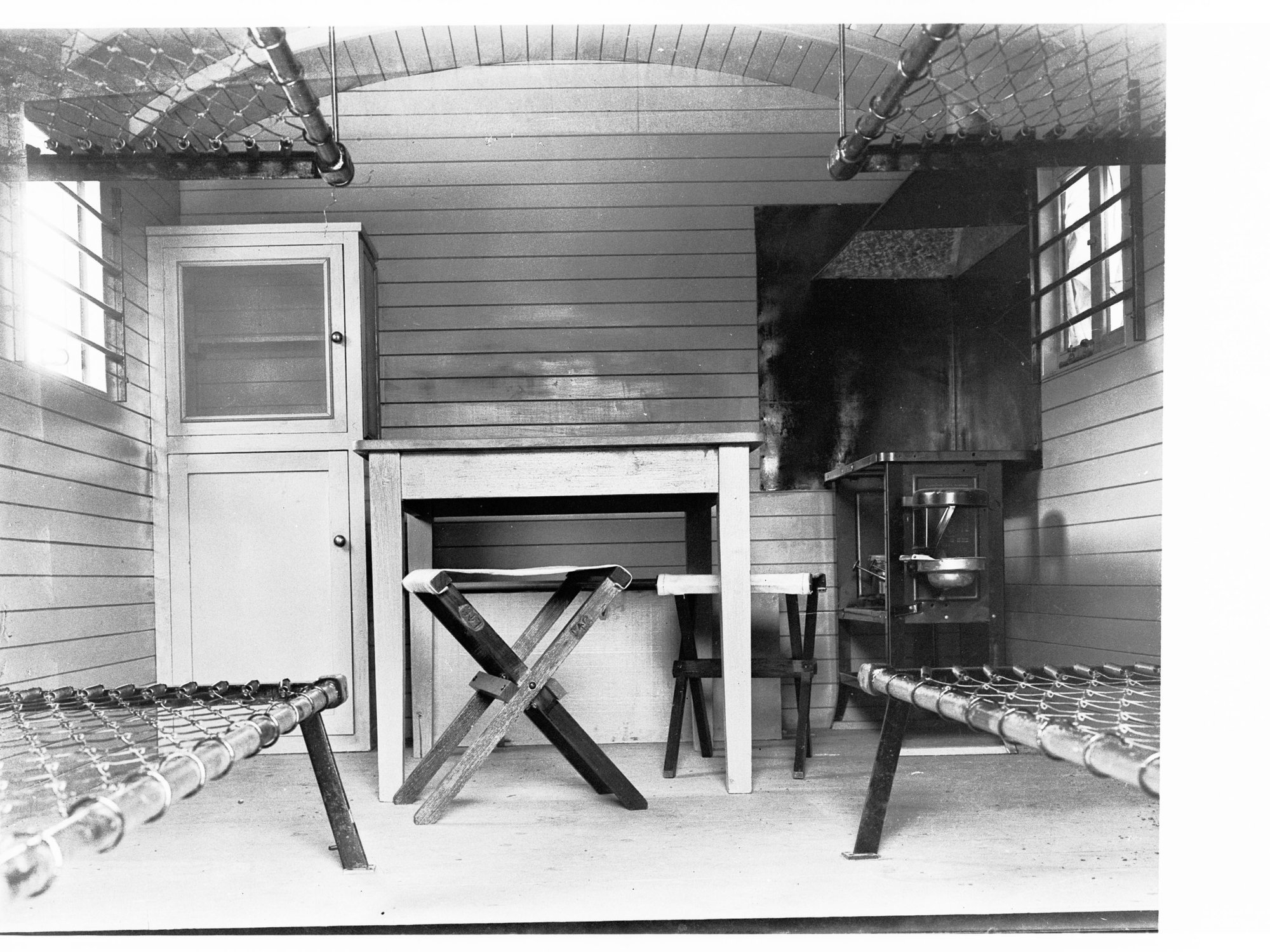 Railway maintenance workers' quarters in railway carriage