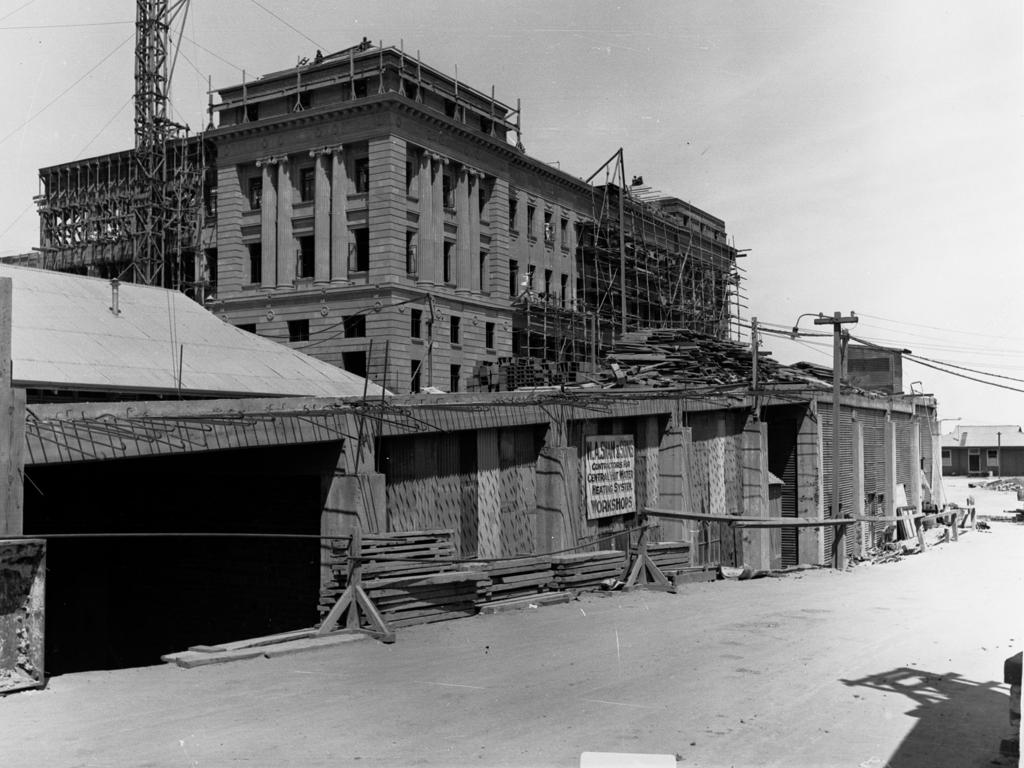 Construction of Adelaide Railway Station