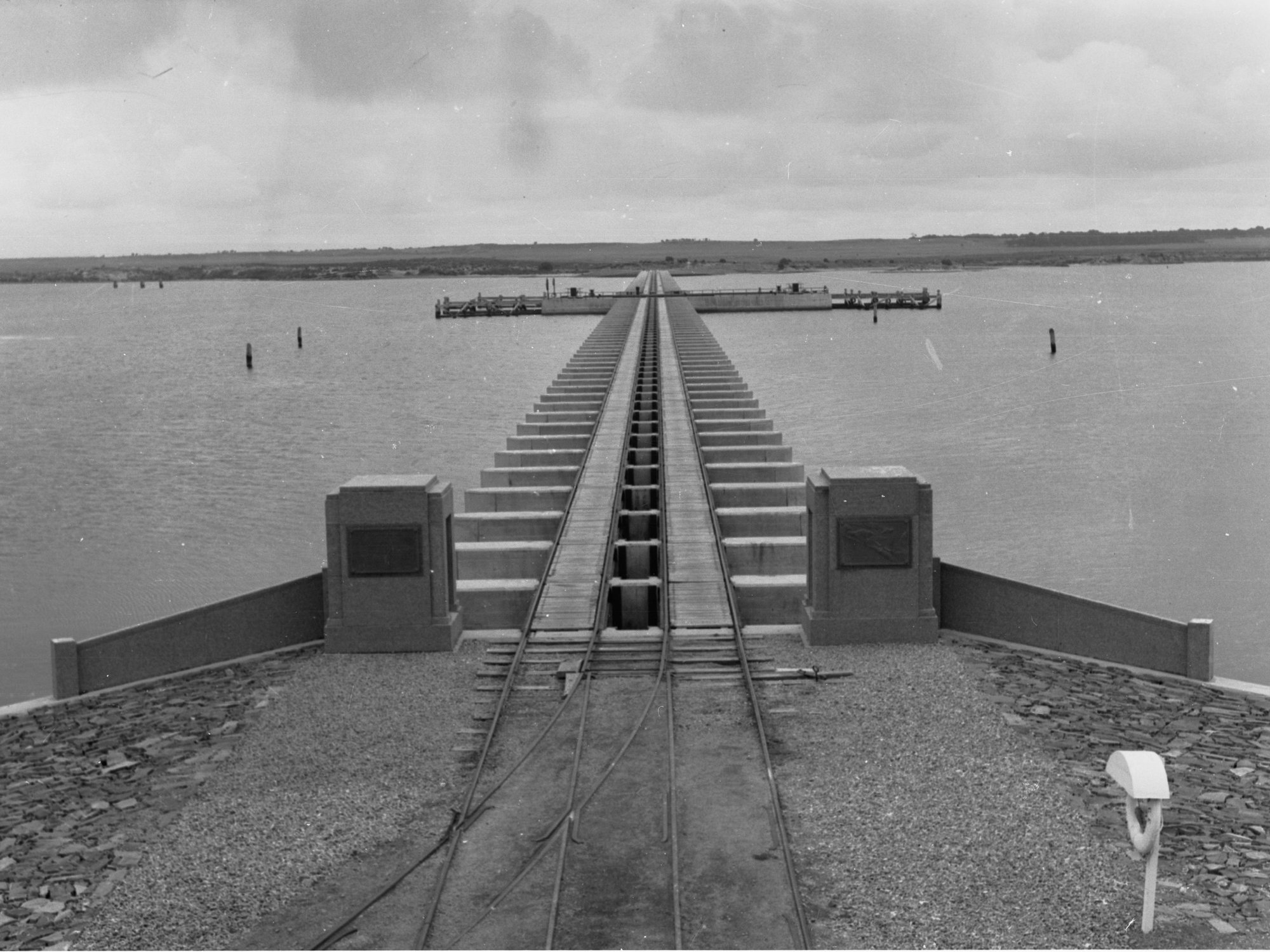 Goolwa Barrage