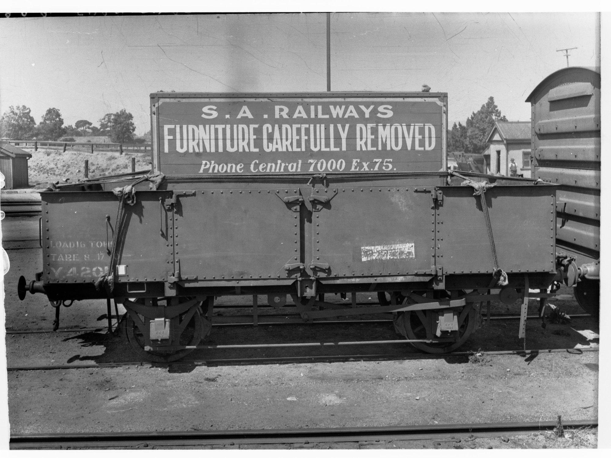 Railway van at Mile End - Furniture removal car