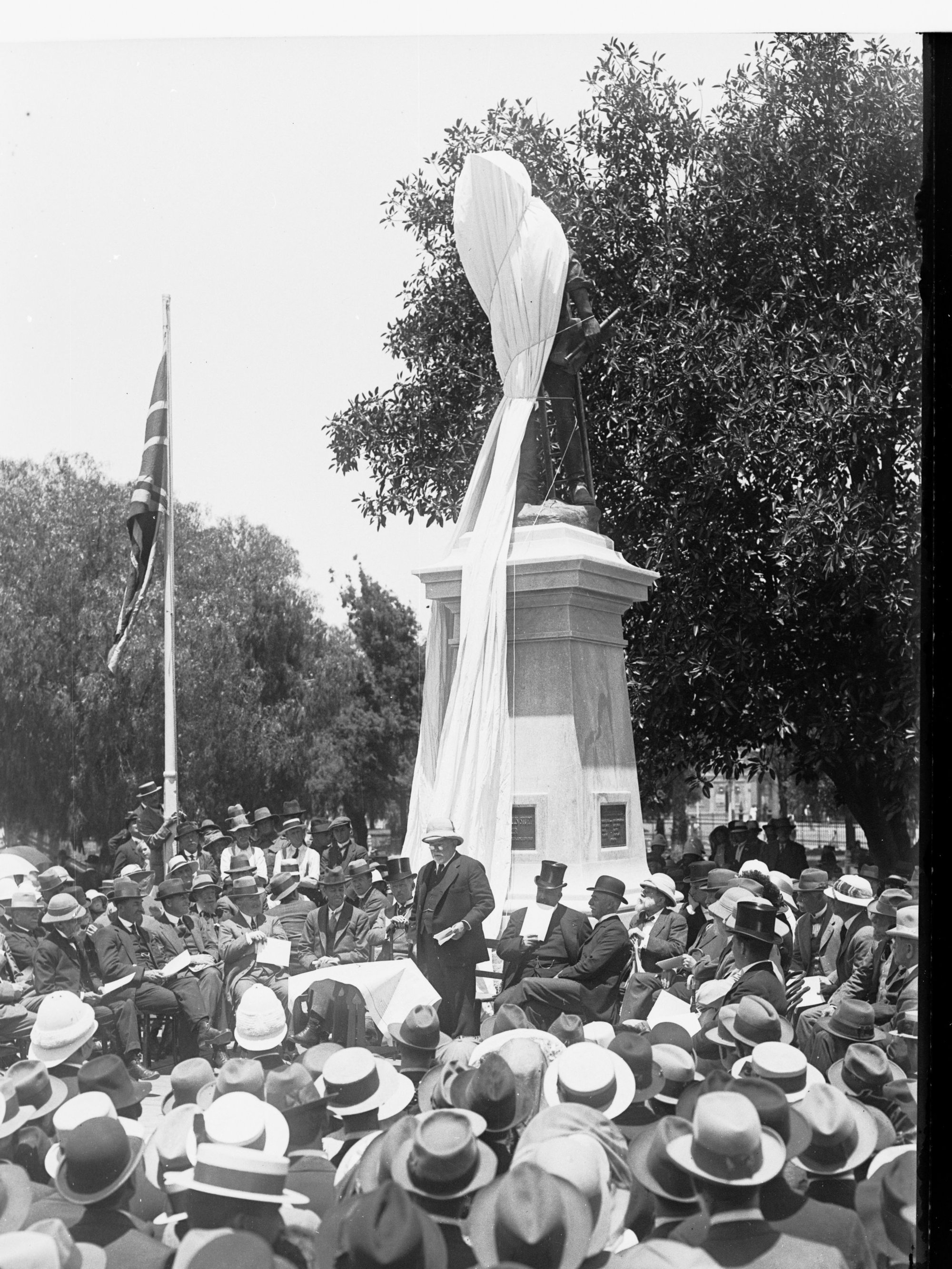 Unveiling statue of Captain Charles Sturt