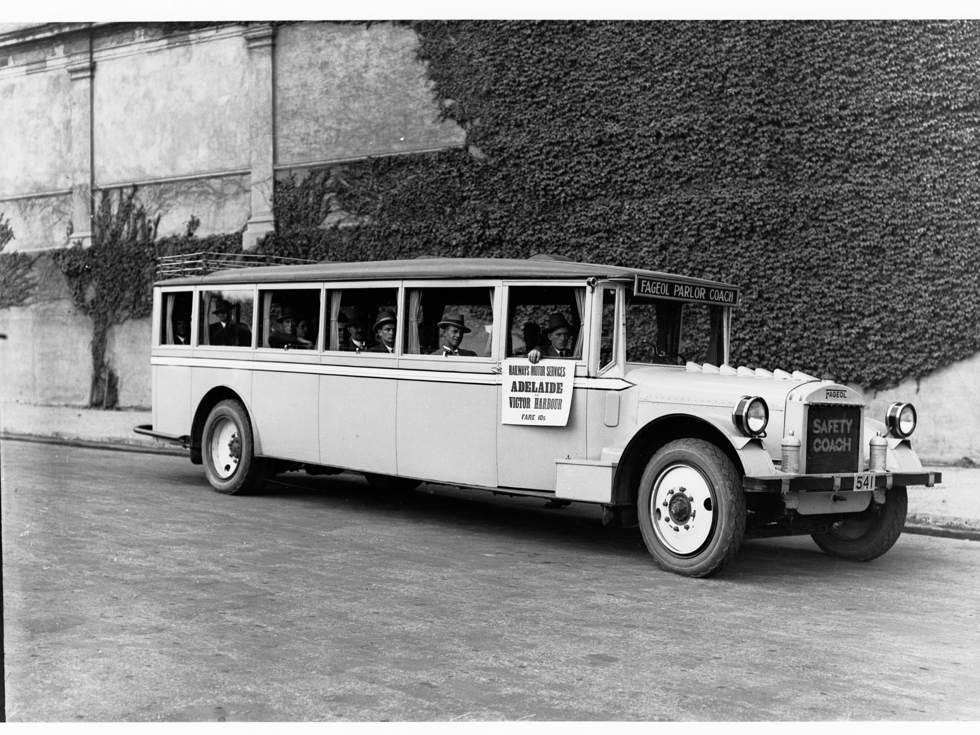 Adelaide to Victor Harbor Railway Bus