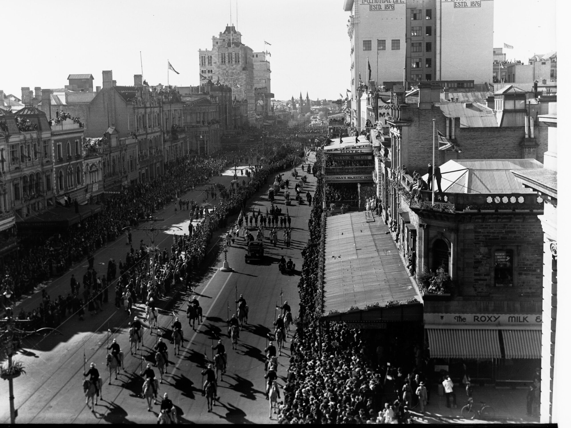 Floral pageant on King William Street for Adelaide centenary